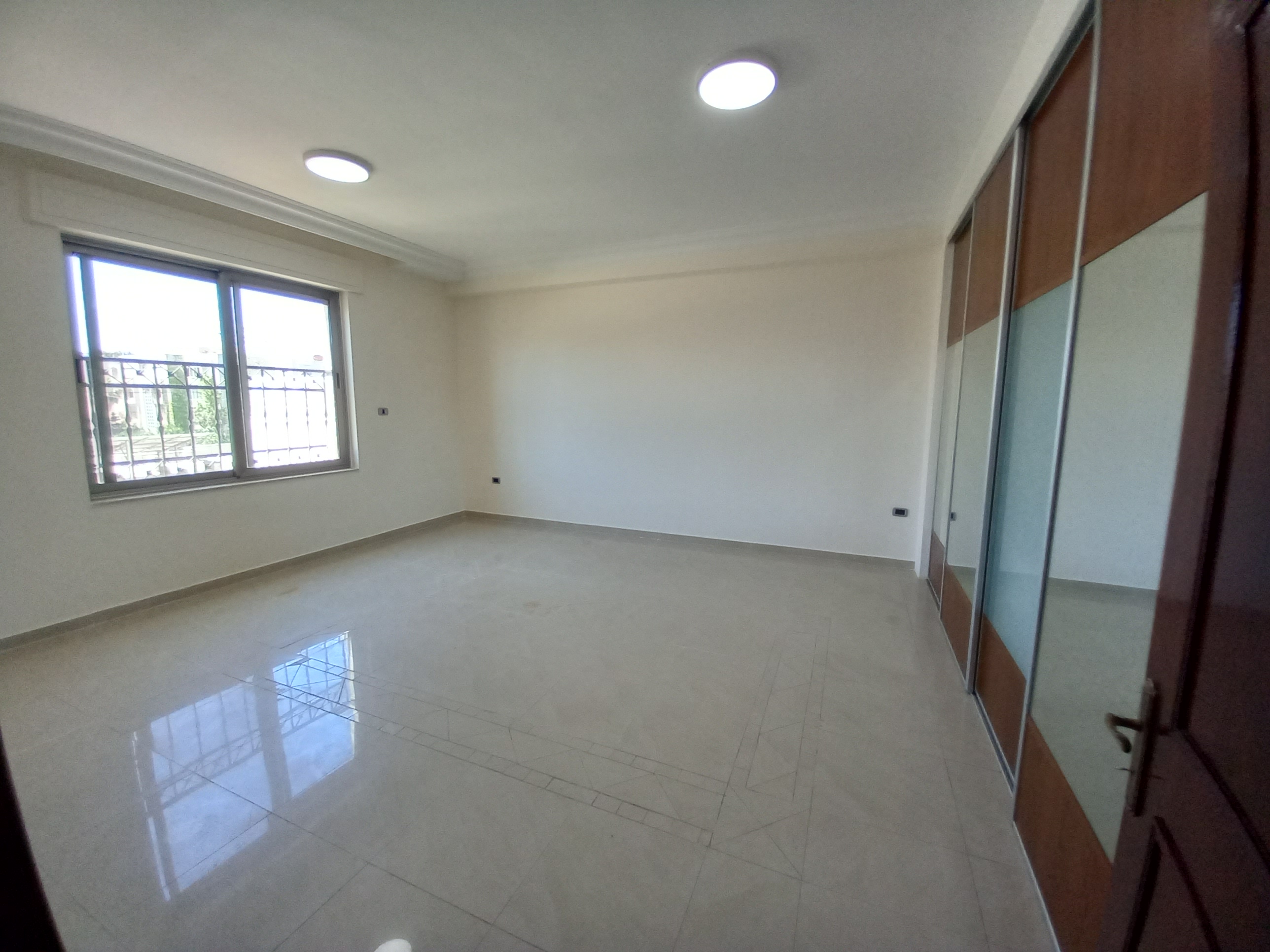 Full-Floor Apartment for Rent – Between Deir Ghbar and Swaifiyeh. - Property Image 18