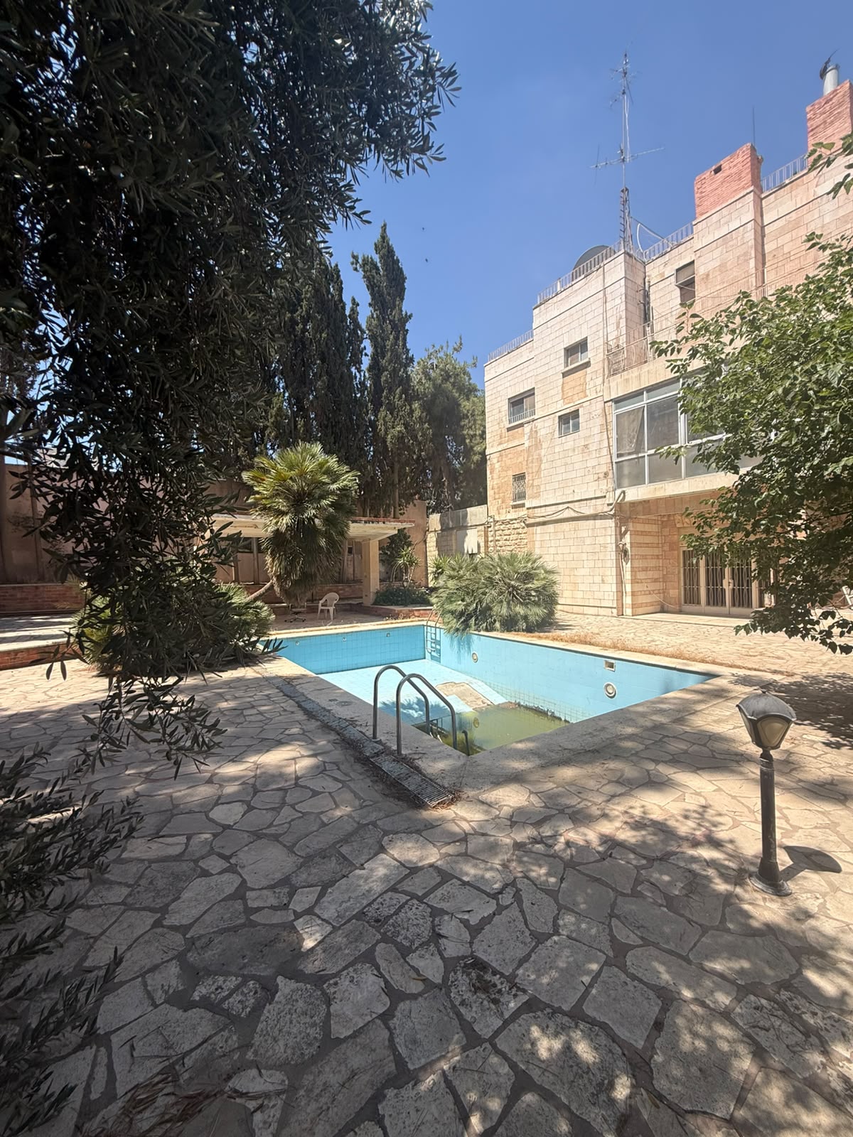 Investment Property for Sale In Jabal Amman-1st Circle - Property Image 2