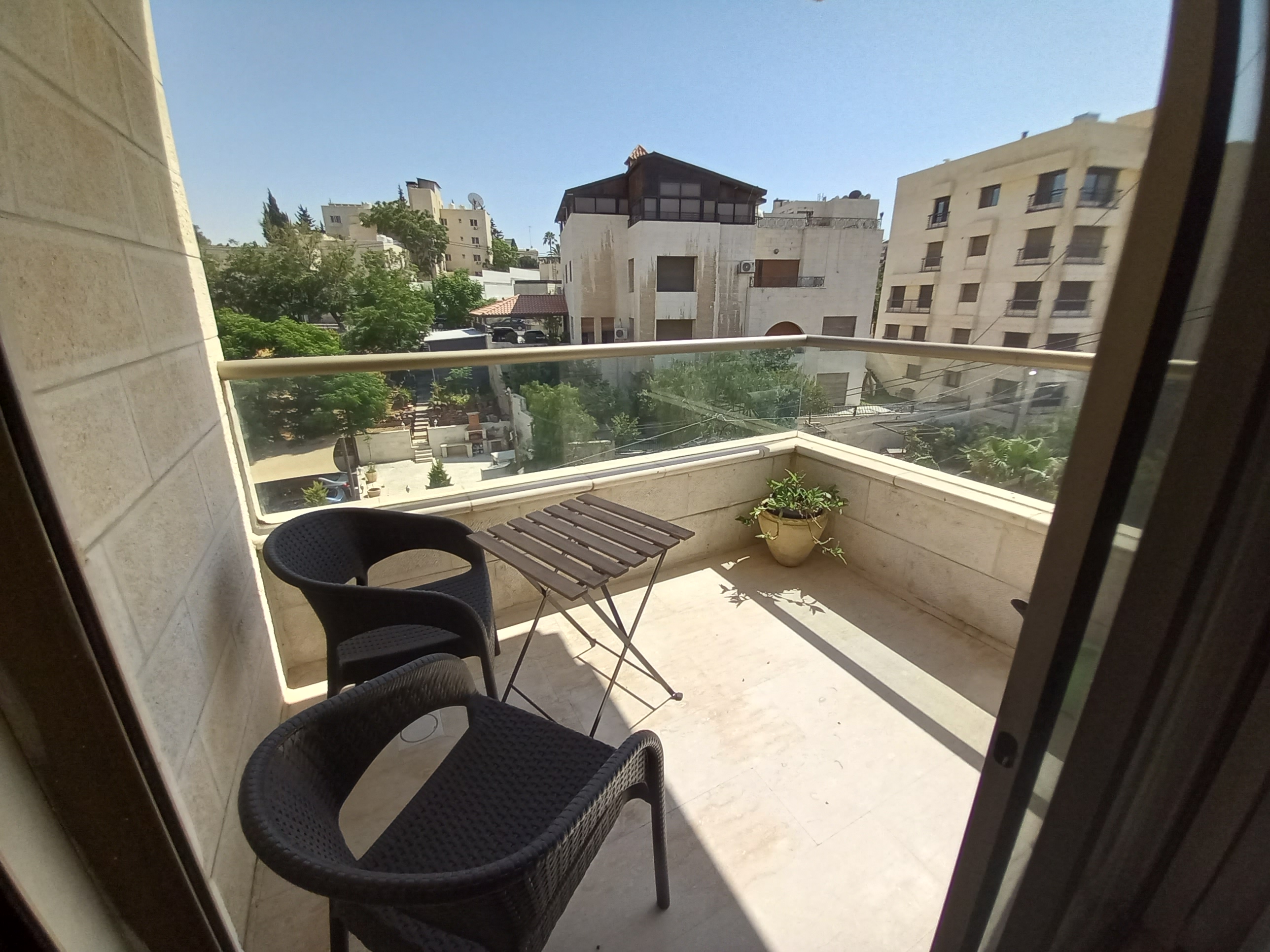 A beautiful apartment in a prime location is available for rent in Jabal Amman, 4th Circle. - Property Image 4