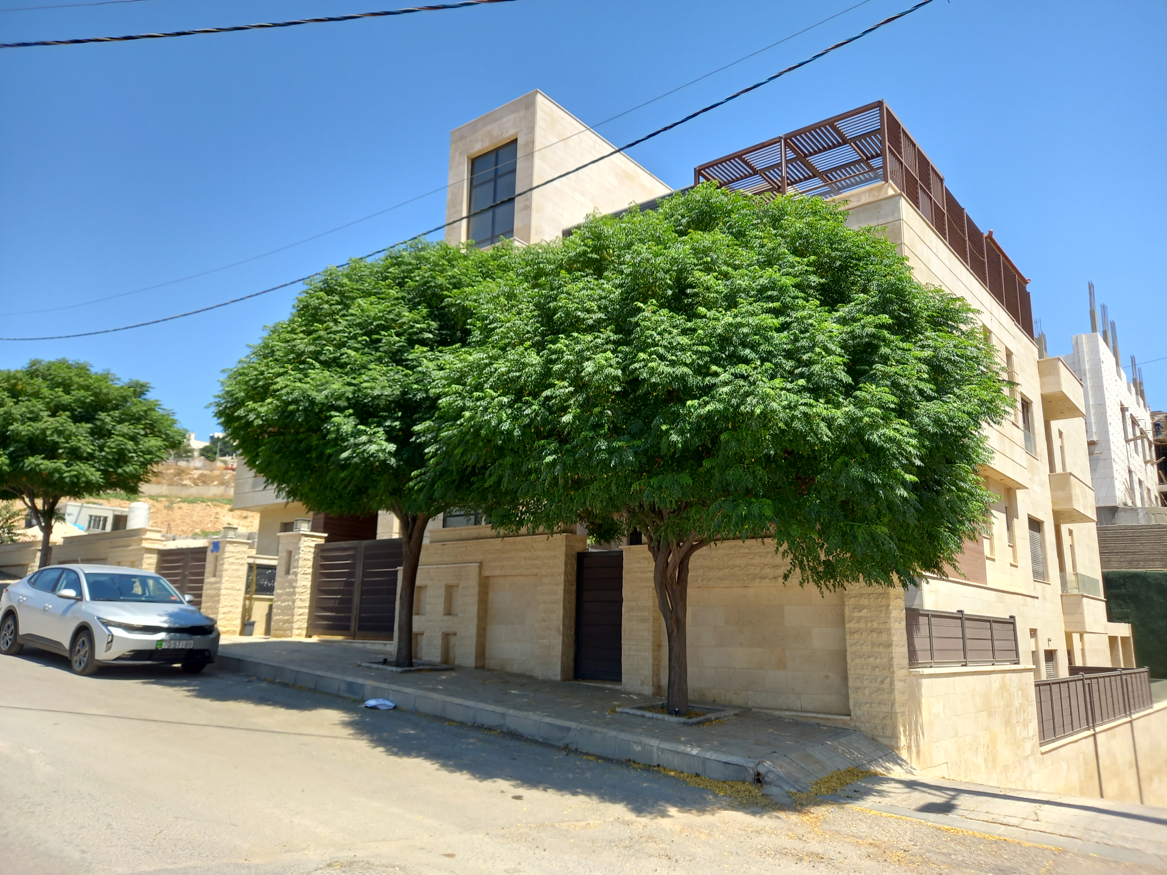 Luxury Offices Under Finishing, Available for Rent in Deir Ghbar