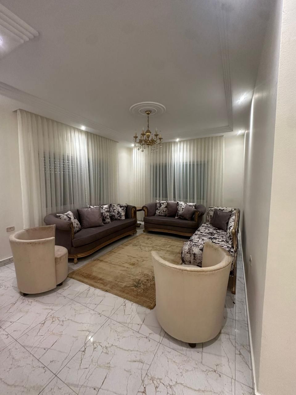 Furnished Ground-Floor Unit for Rent Near 5th Circle, Jabal Amman - Property Image 6