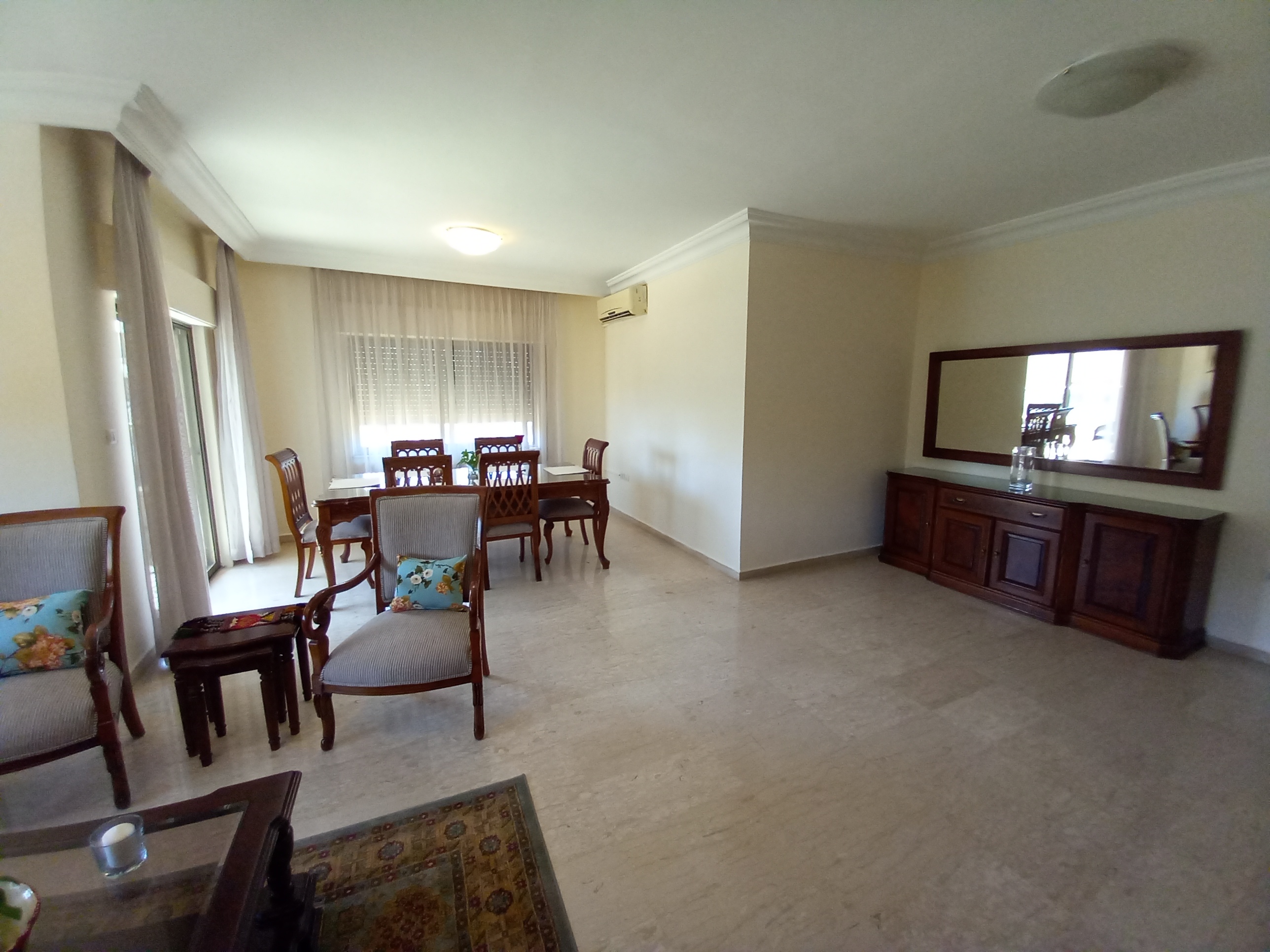 A beautiful apartment in a prime location is available for rent in Jabal Amman, 4th Circle. - Property Image 3