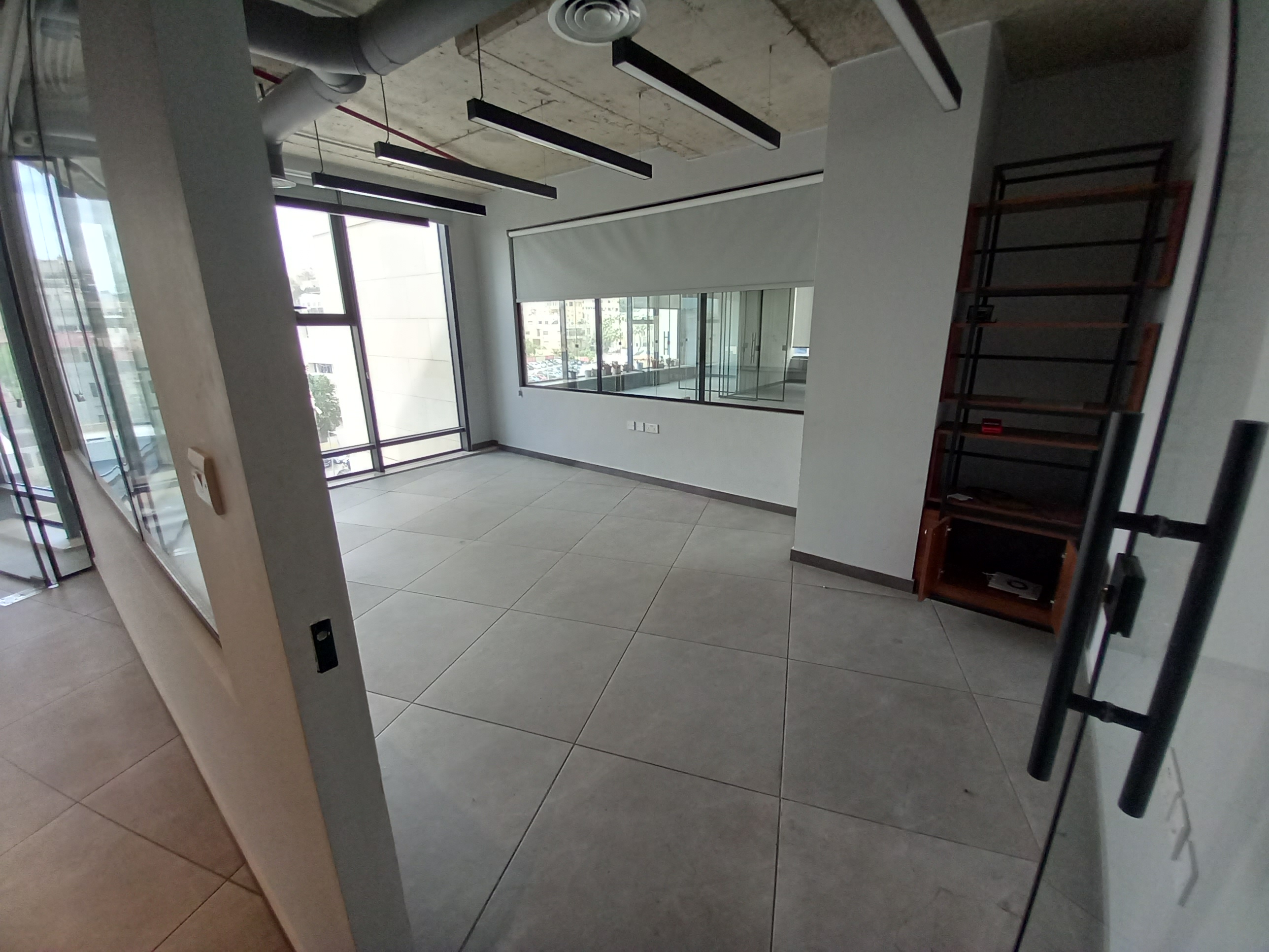 Luxury Offices Available for Rent or Sale in Abdoun   - Property Image 10