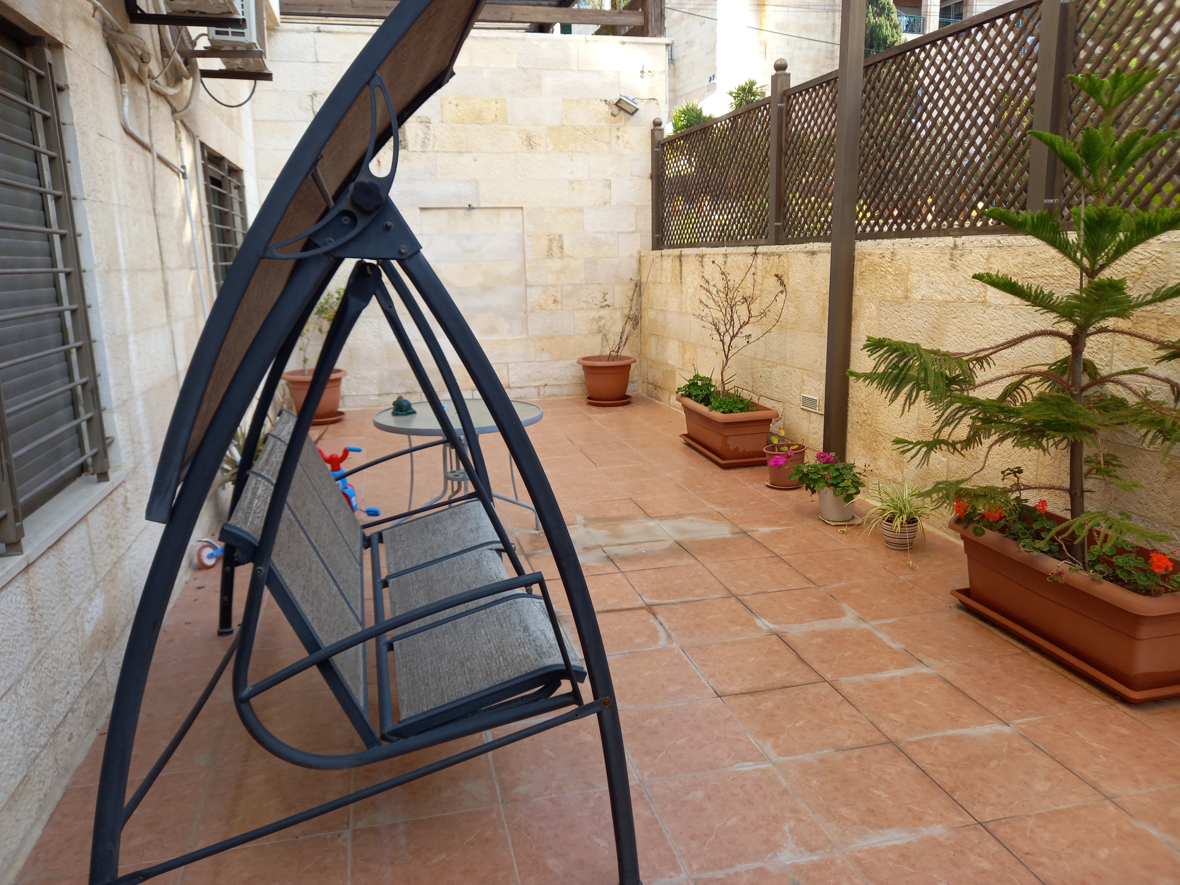 Spacious Duplex Apartment for Rent in a Prime Location in Abdoun - Property Image 14