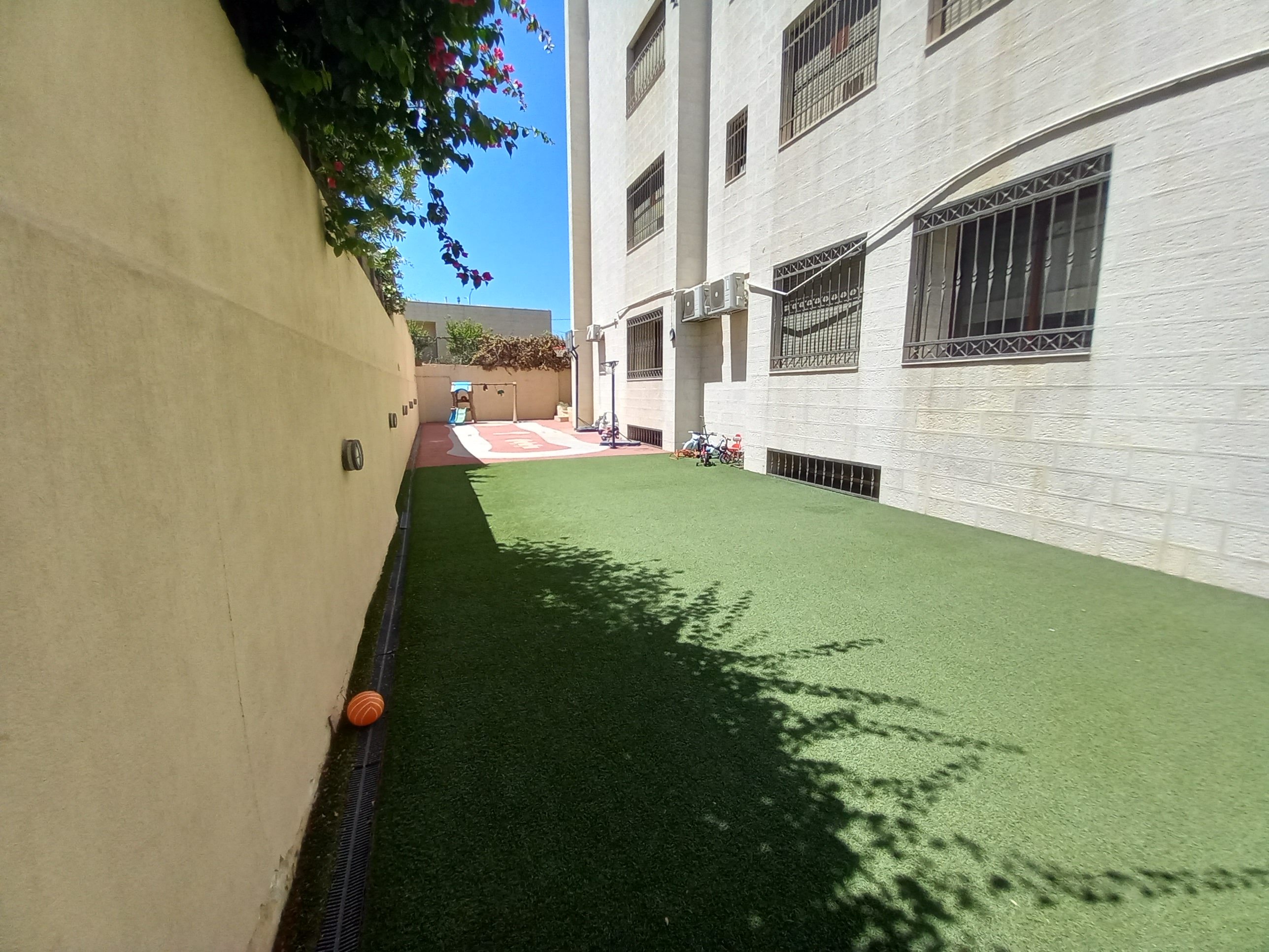 Full-Floor Apartment for Rent – Between Deir Ghbar and Swaifiyeh. - Property Image 3