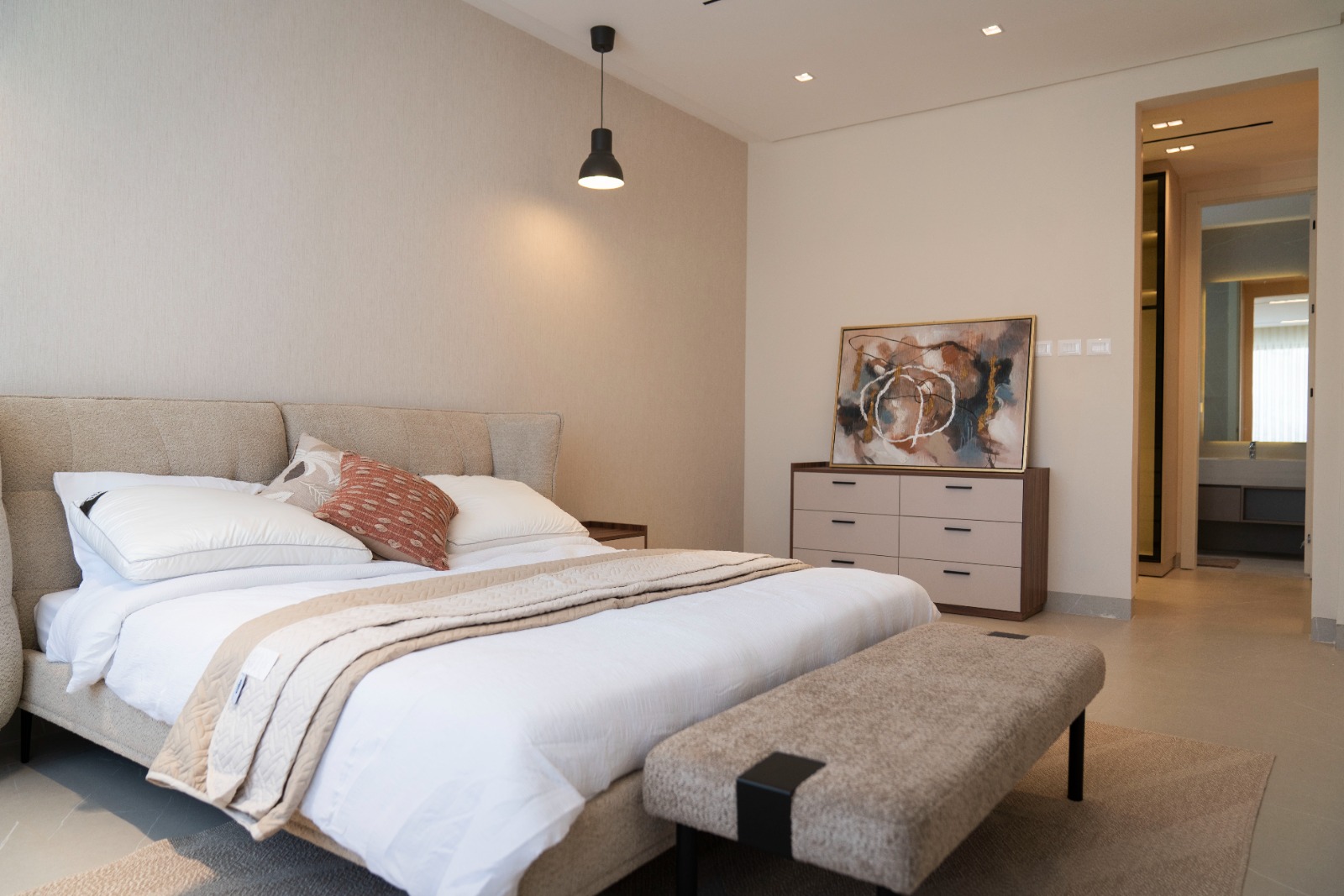 Very Luxurious Penthouse Available For Rent in Abdoun - Property Image 3