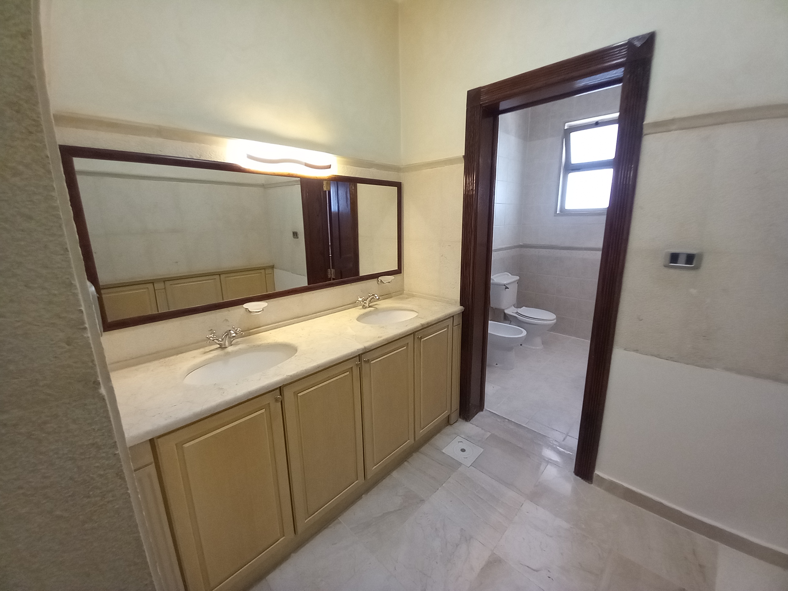 Full-Floor Apartment for Rent – Between Deir Ghbar and Swaifiyeh. - Property Image 14