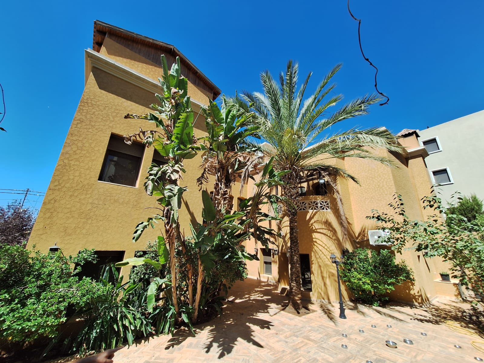 Luxury Villa for Sale in Dabouq with Spacious Modern Design - Property Image 5