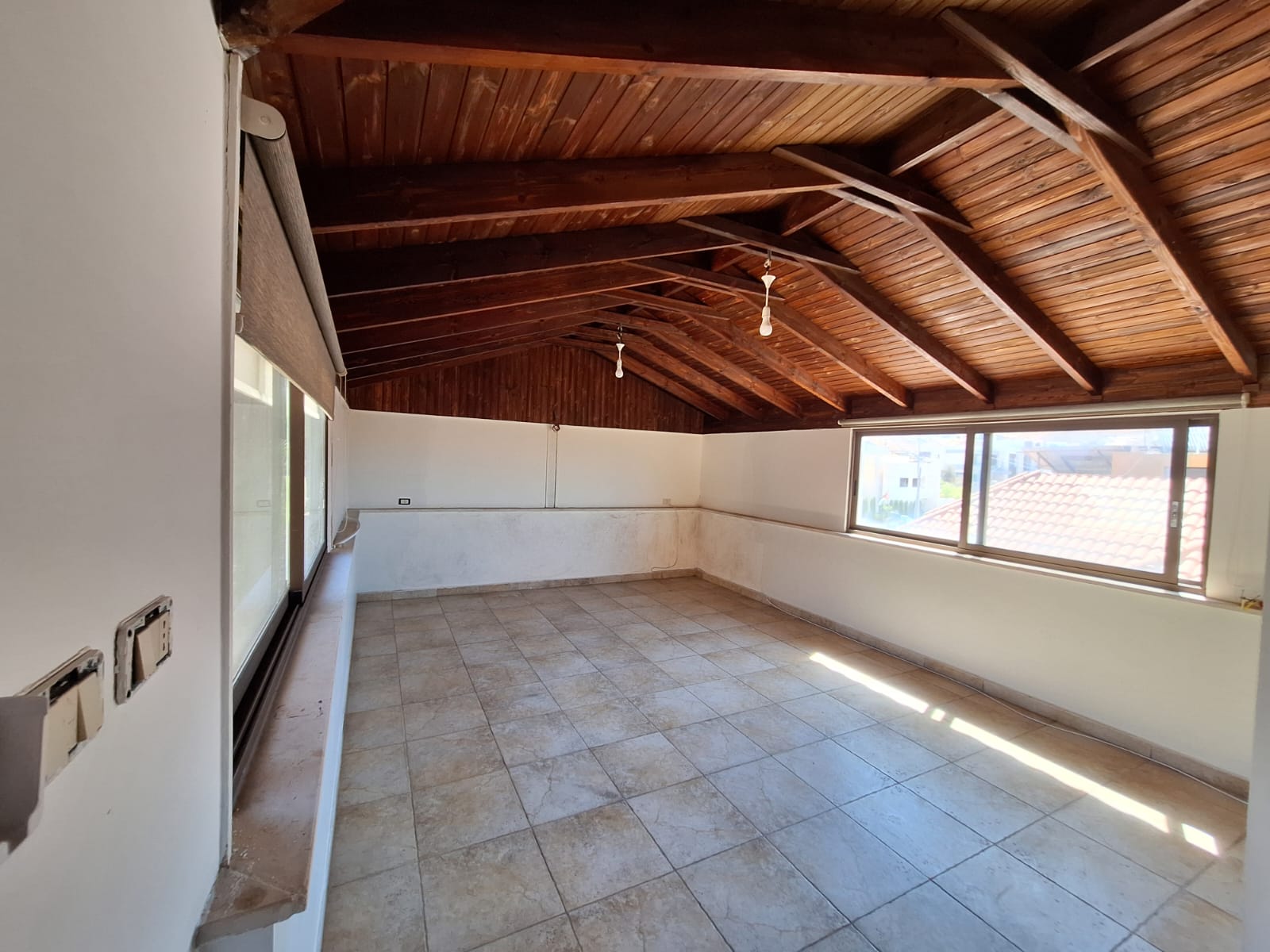 Luxury Villa for Sale in Dabouq with Spacious Modern Design - Property Image 18