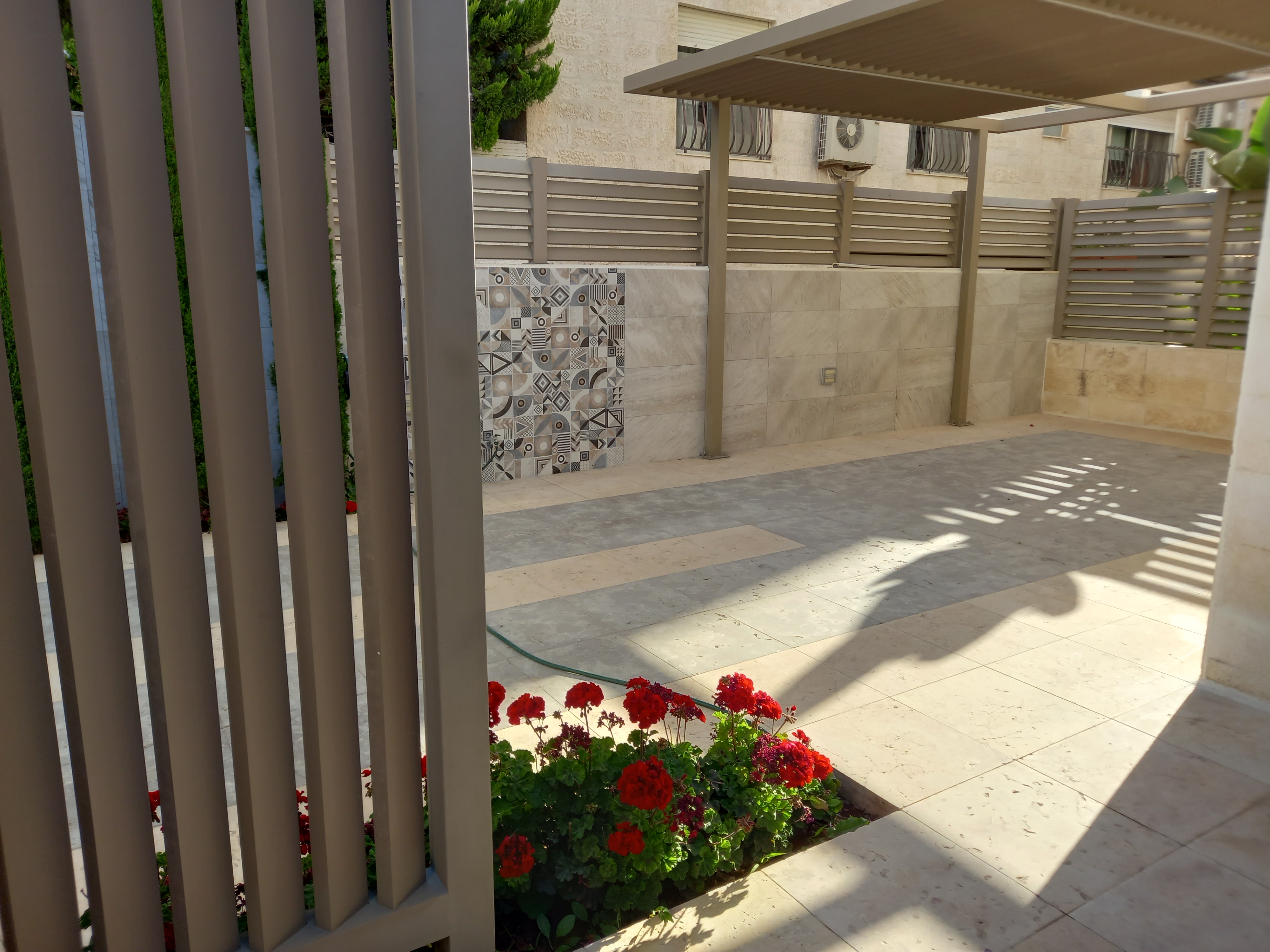 Exceptional Apartment Available for Sale or Rent in Jabal Amman - Property Image 2