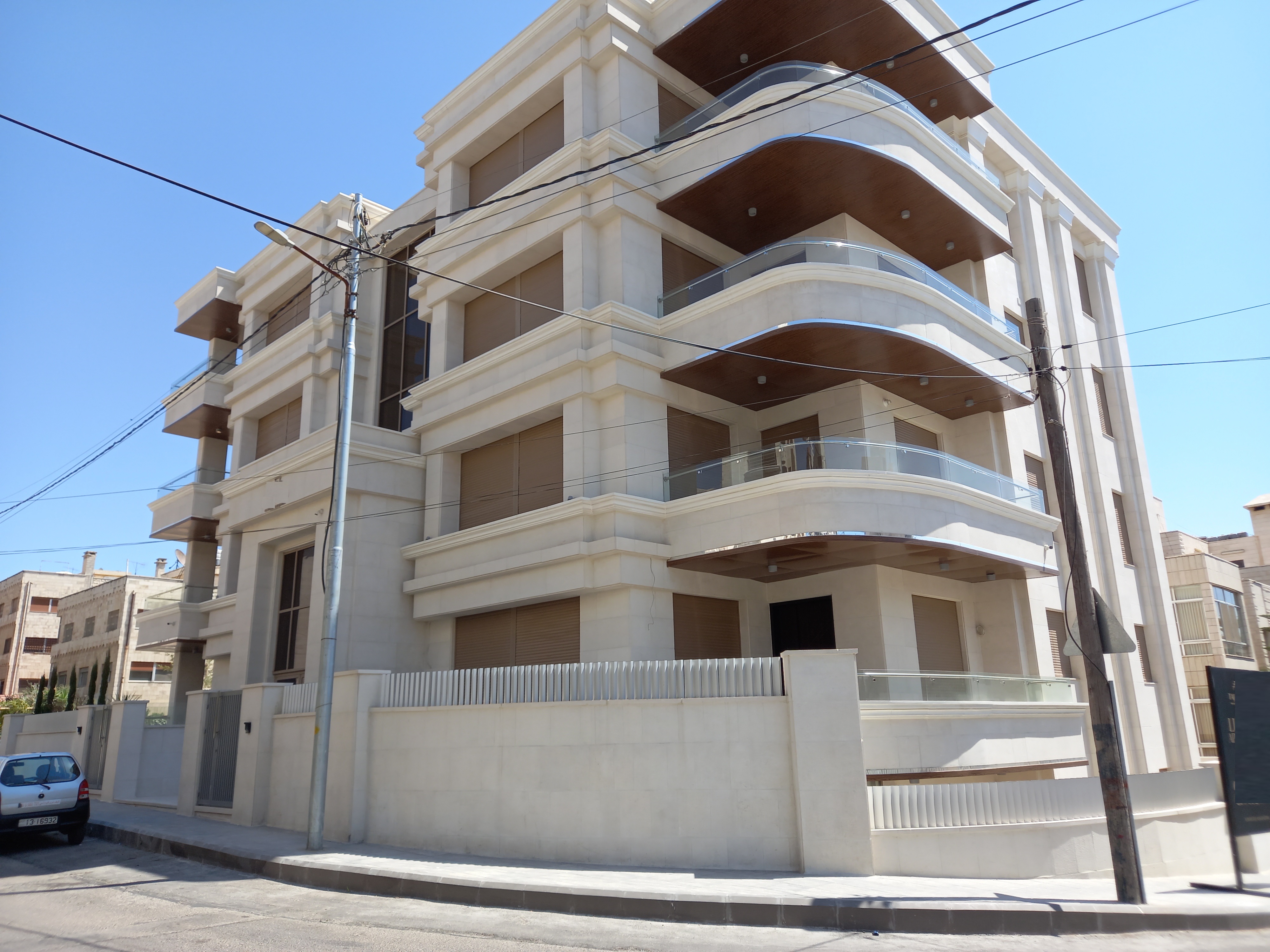 Apartment in Swaifiyeh for rent, Brand New