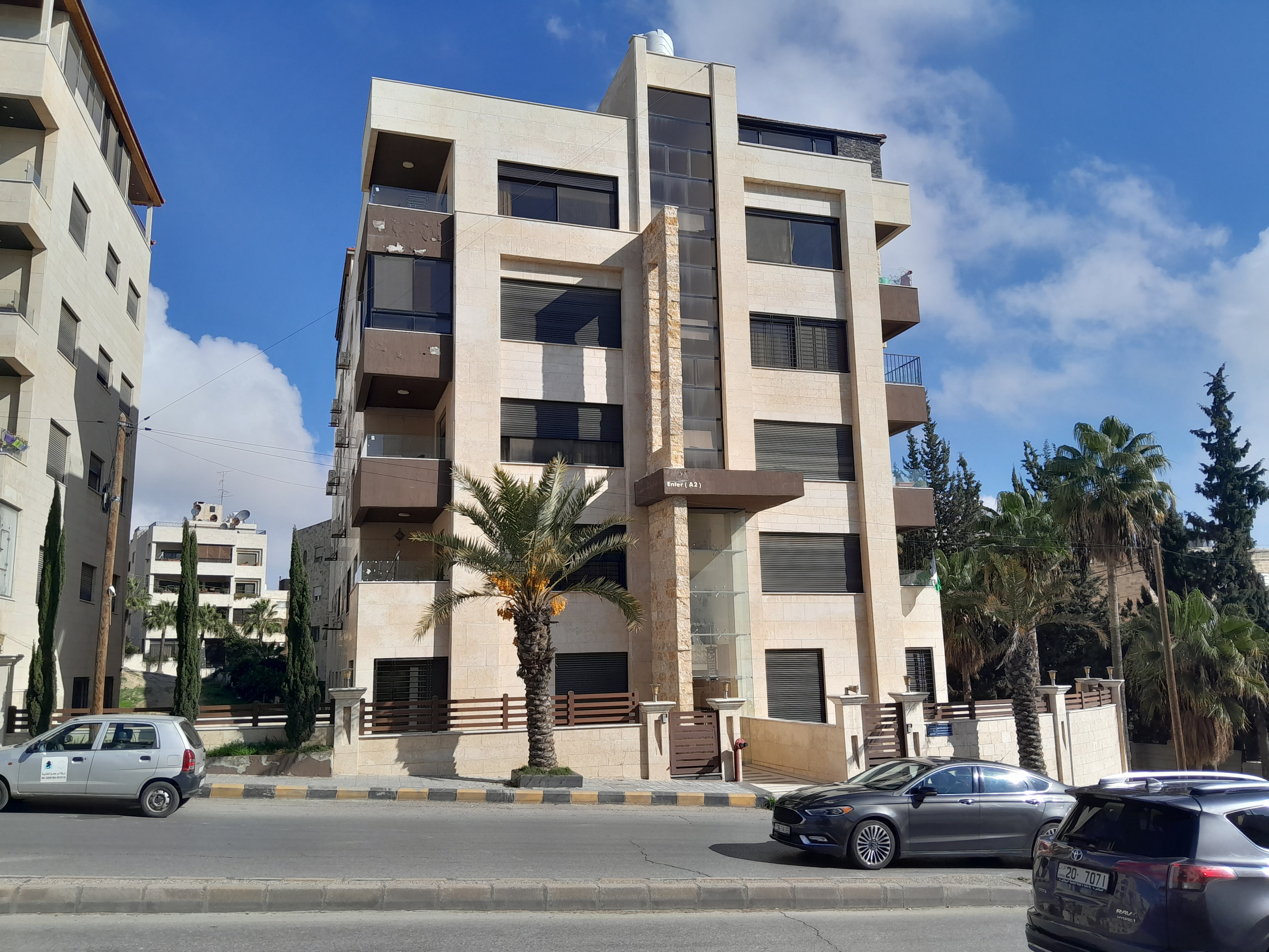 Apartment in Al-Rabyeh for Sale