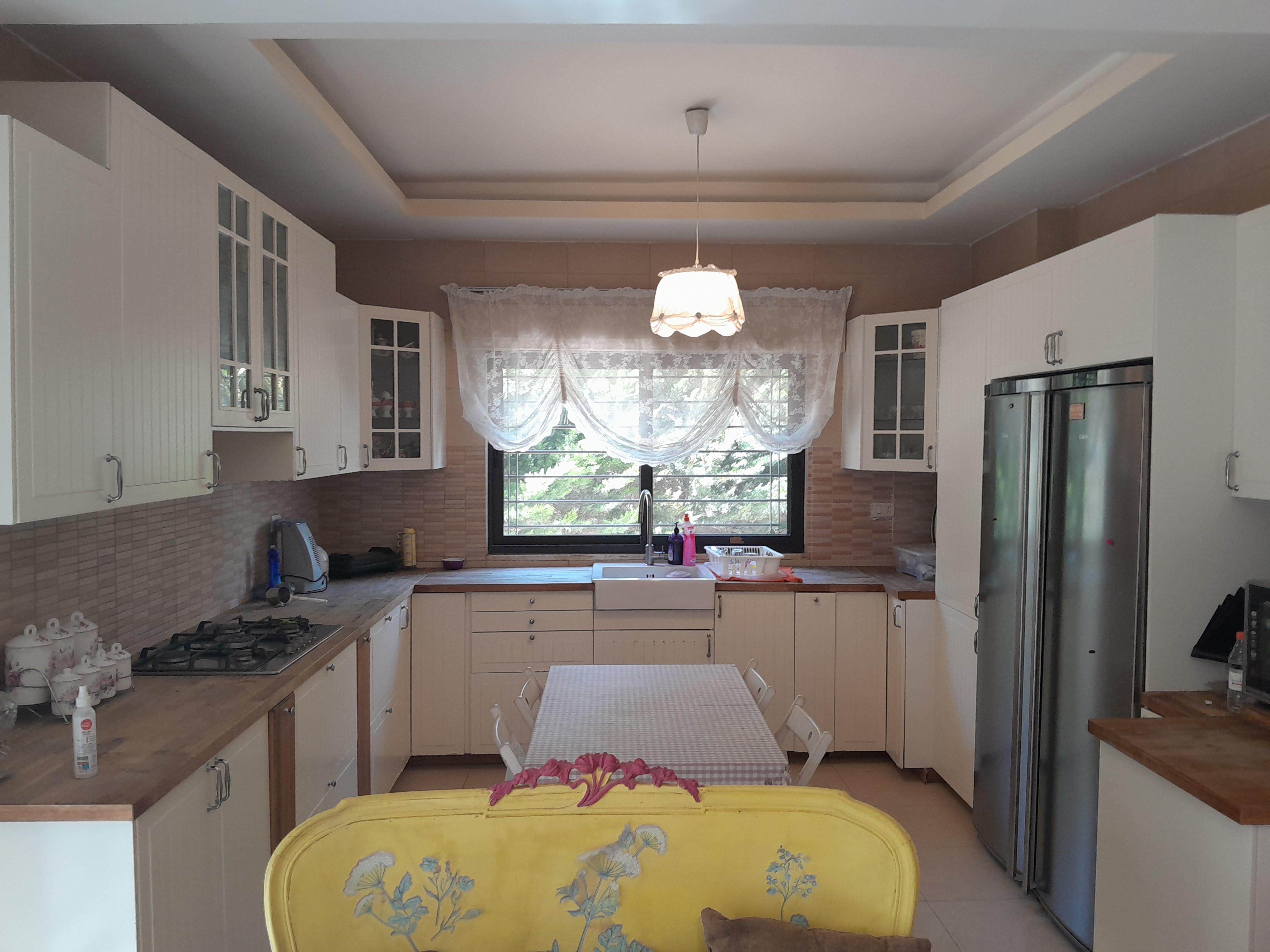 Prime Apartment in Quiet Dahiyet Al Nakheel - Property Image 5