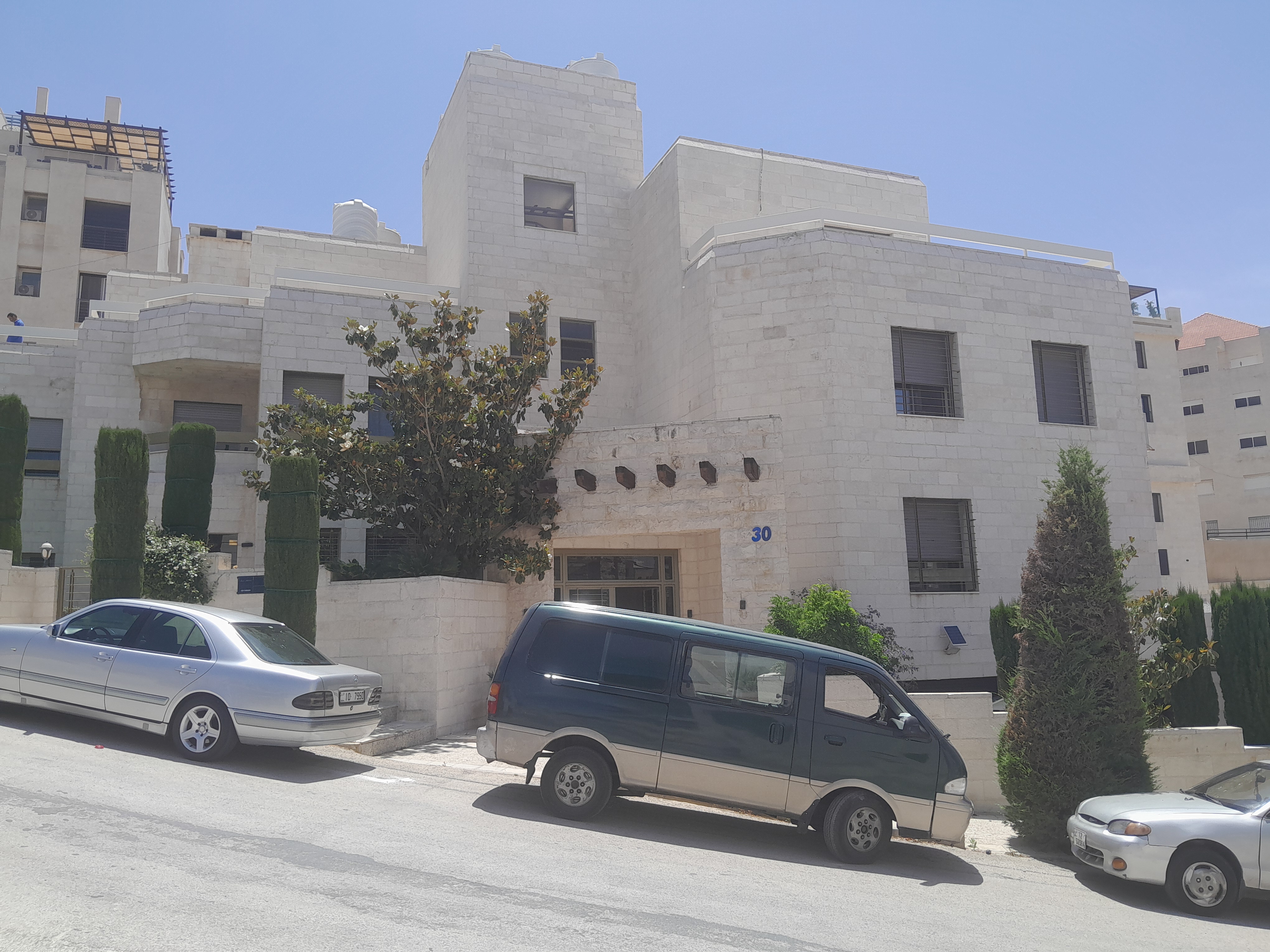 Roof For Sale In Abdoun with The Latest Finishes