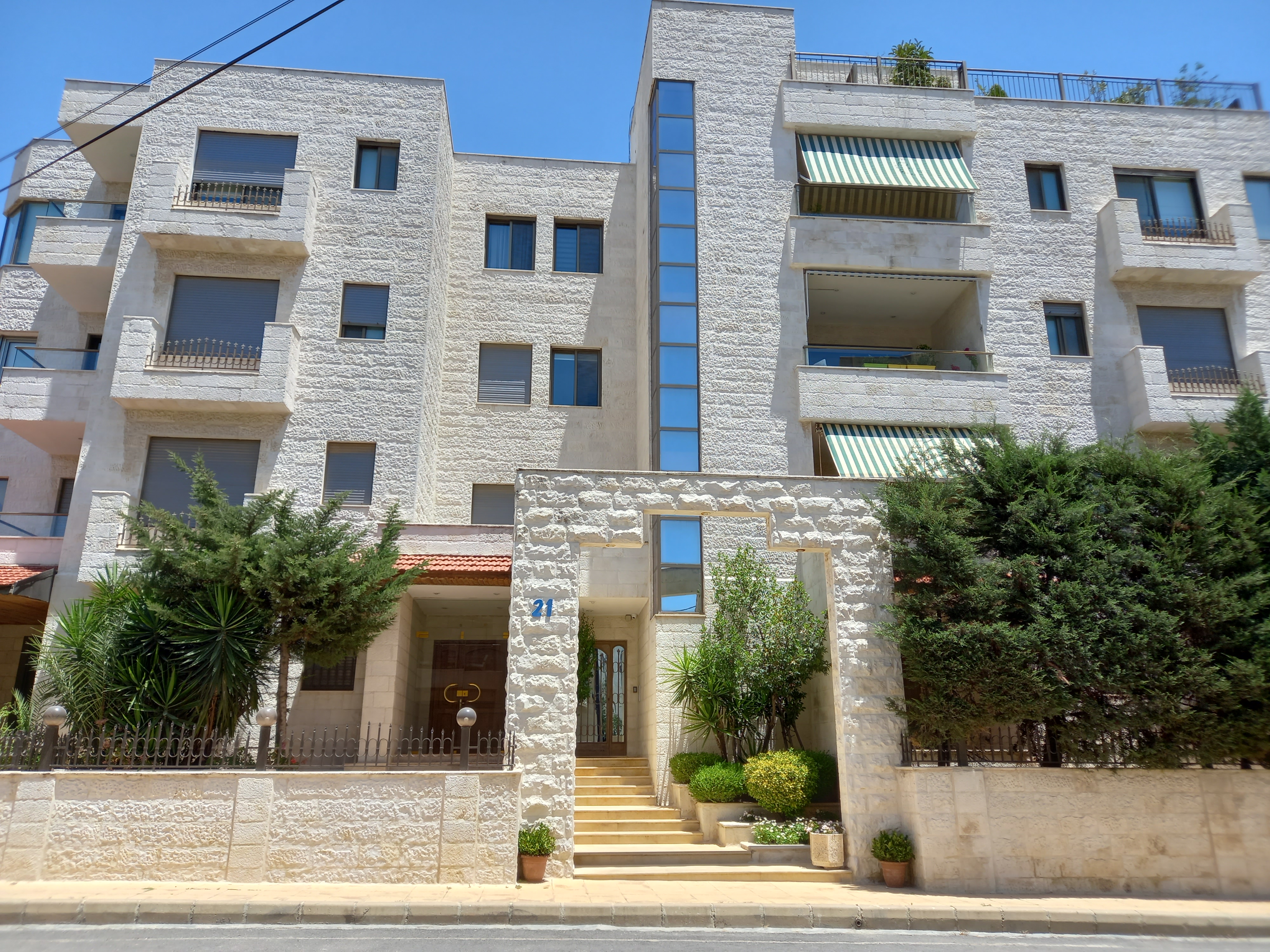 Very An Exclusive Apartment for Rent in Abdoun 