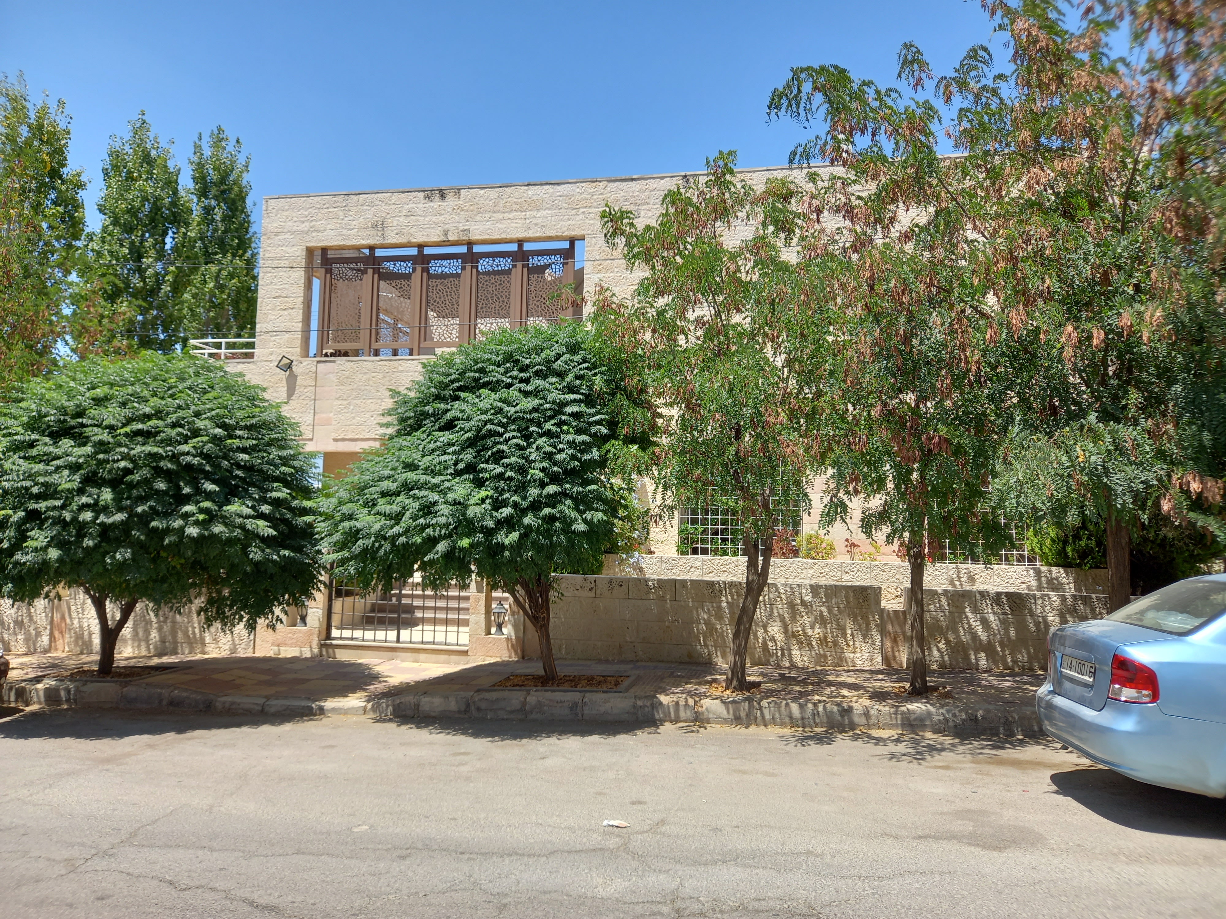 Ground Floor Apartment for Rent in Um Al-Summaq