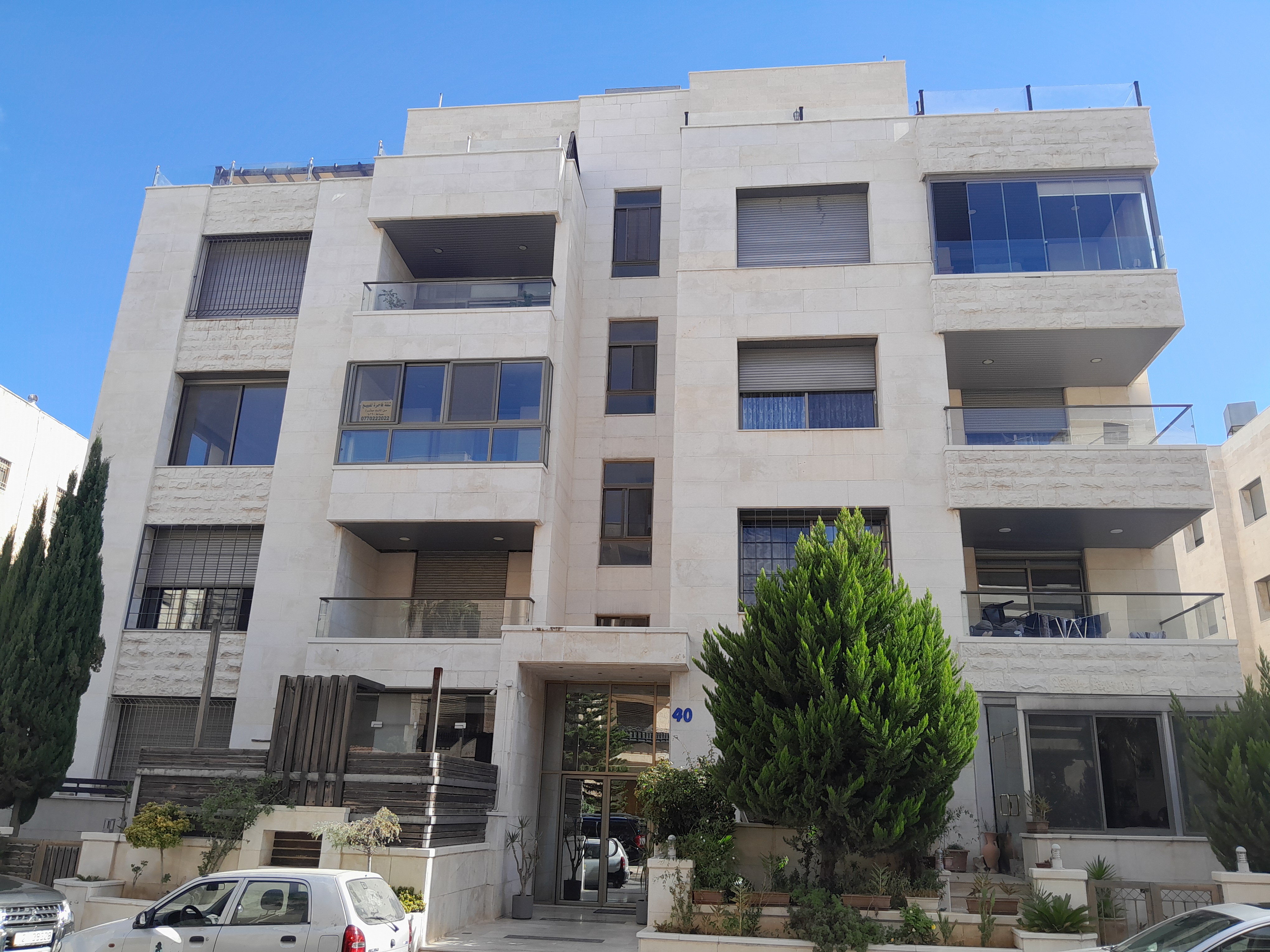 Apartment in the 5th Circle Area- Jabal Amman