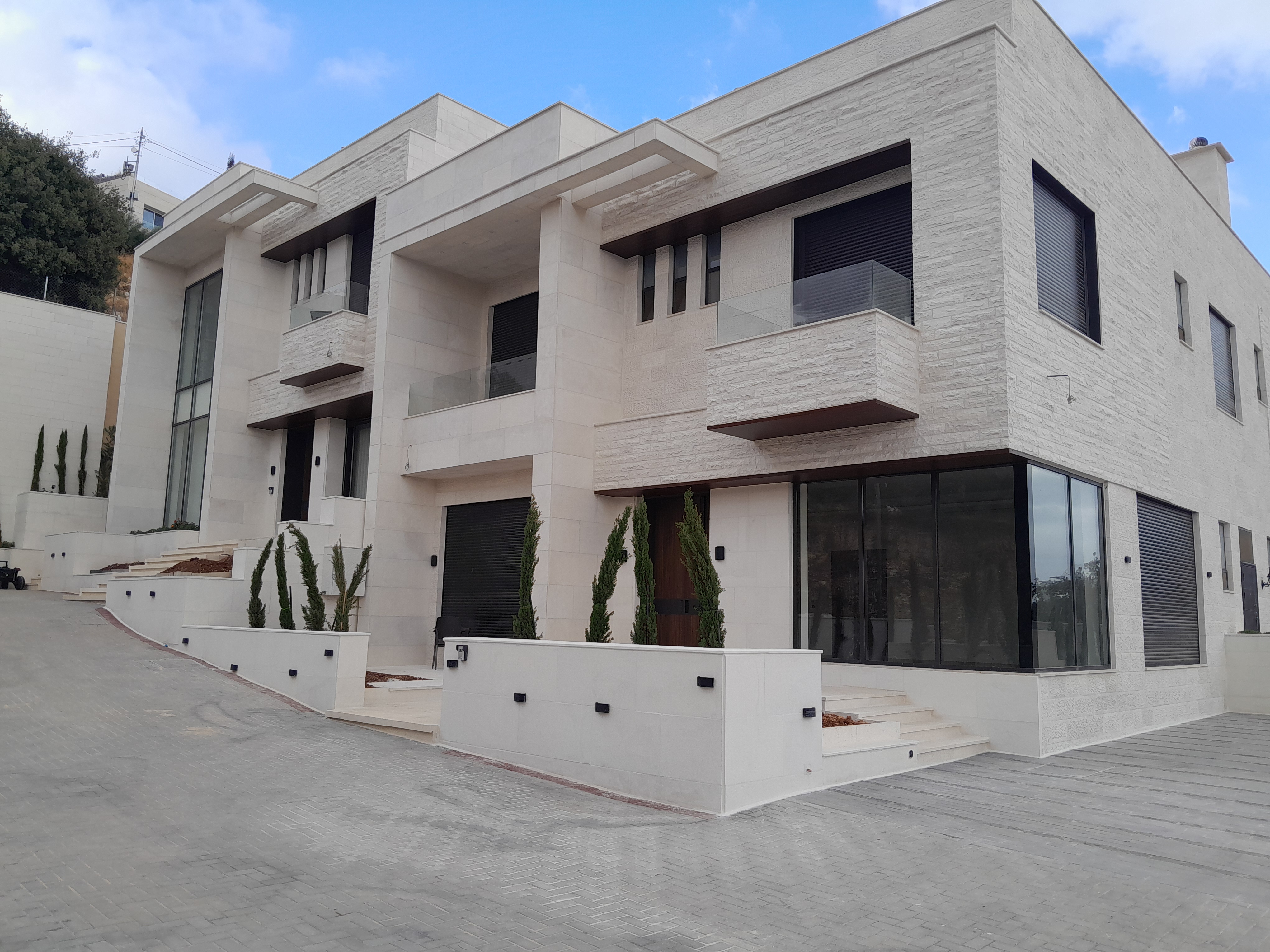 Rooftop for rent in Abdoun.