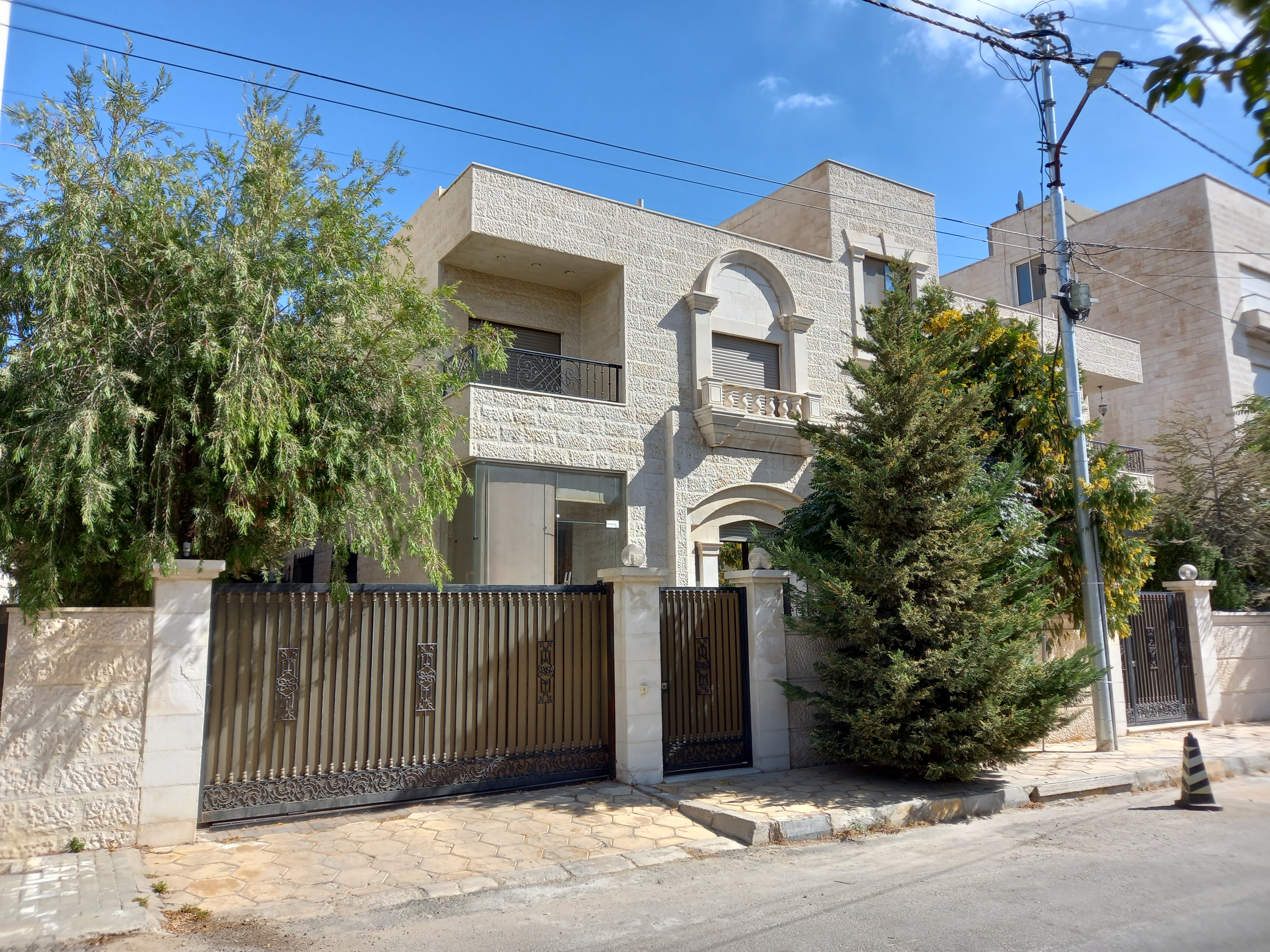 Rooftop for rent in Abdoun.