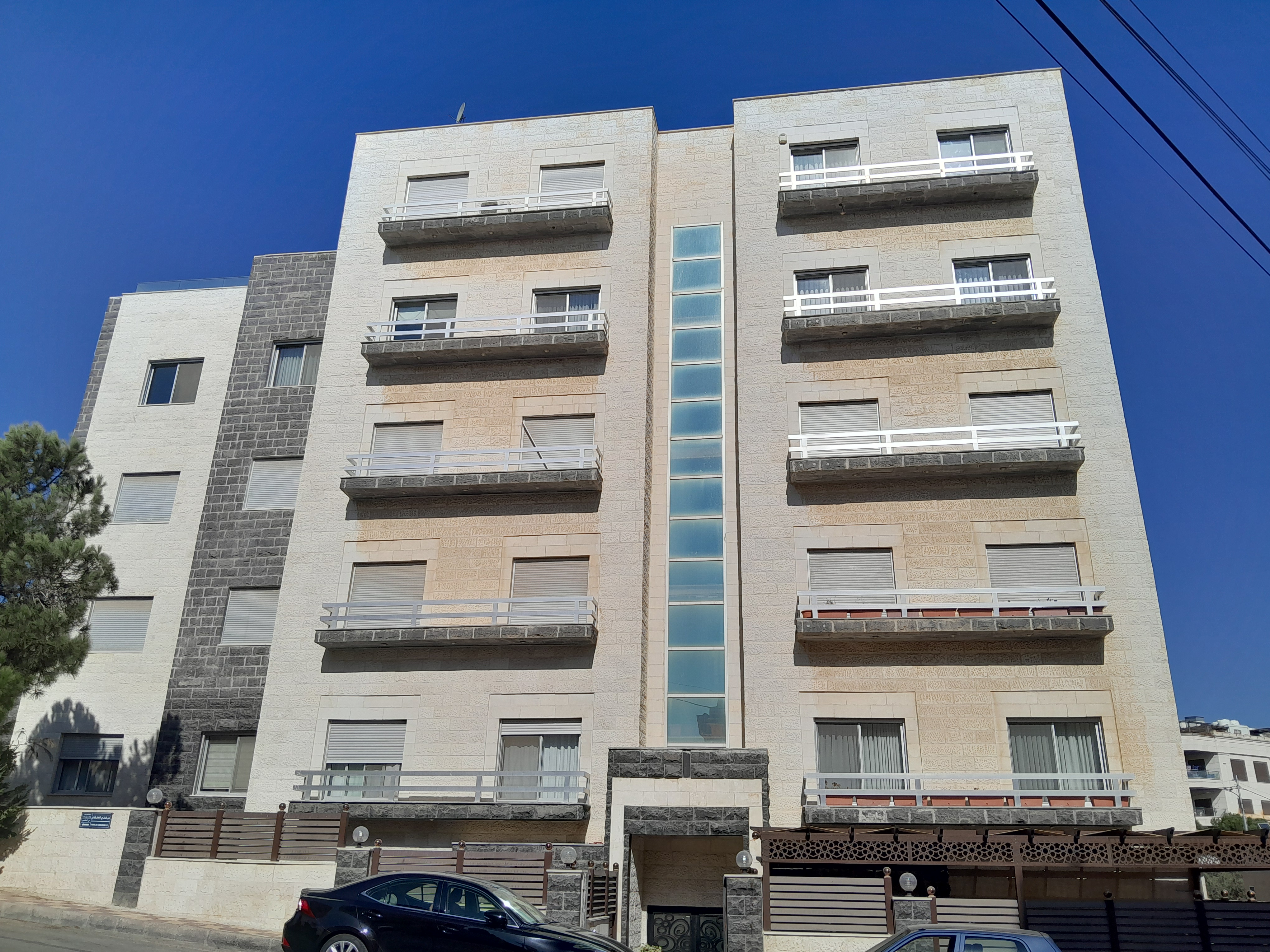 Duplex Villa for Sale In Abdoun 