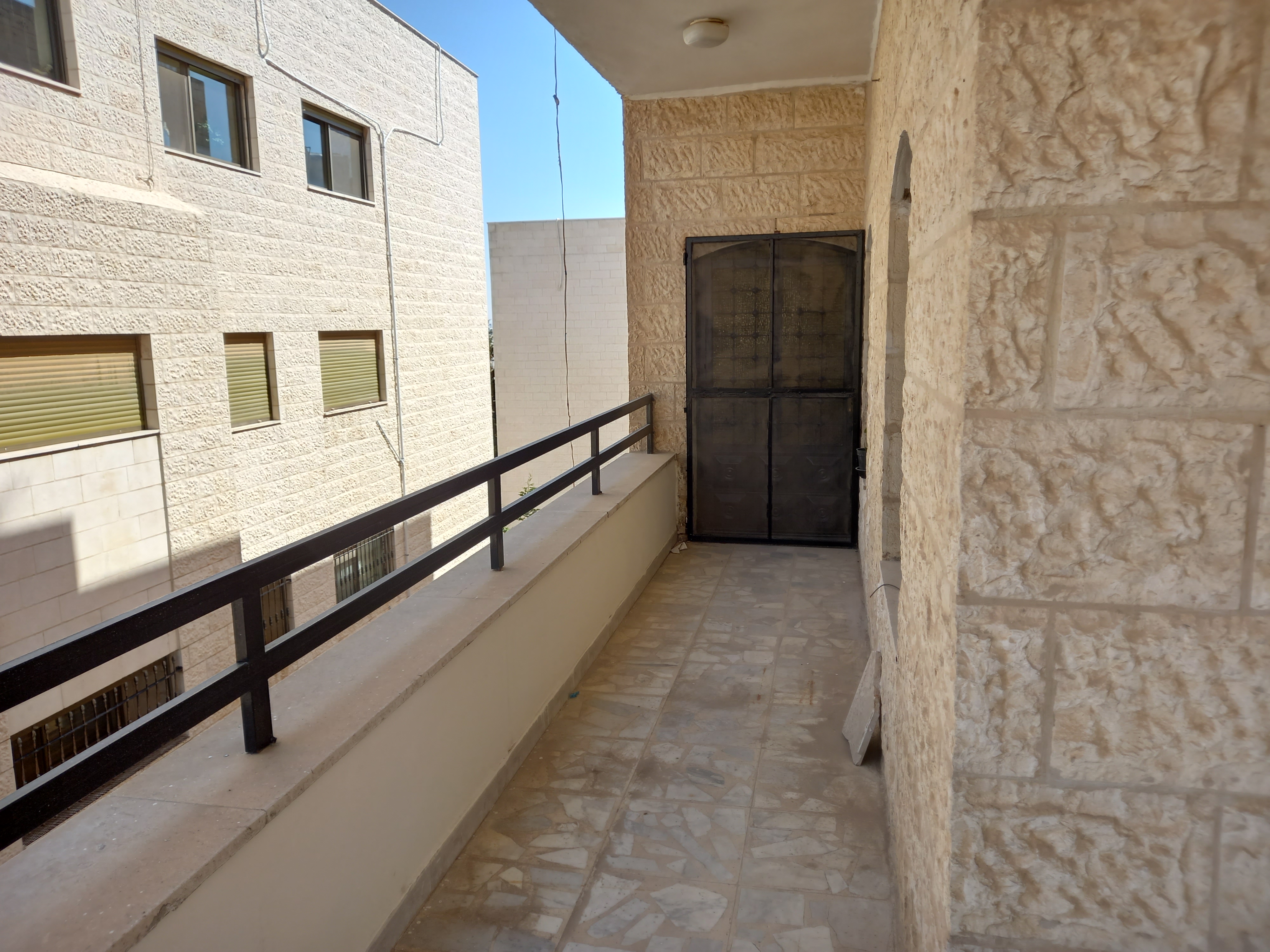 Apartment for Sale in Seventh Circle - Property Image 3