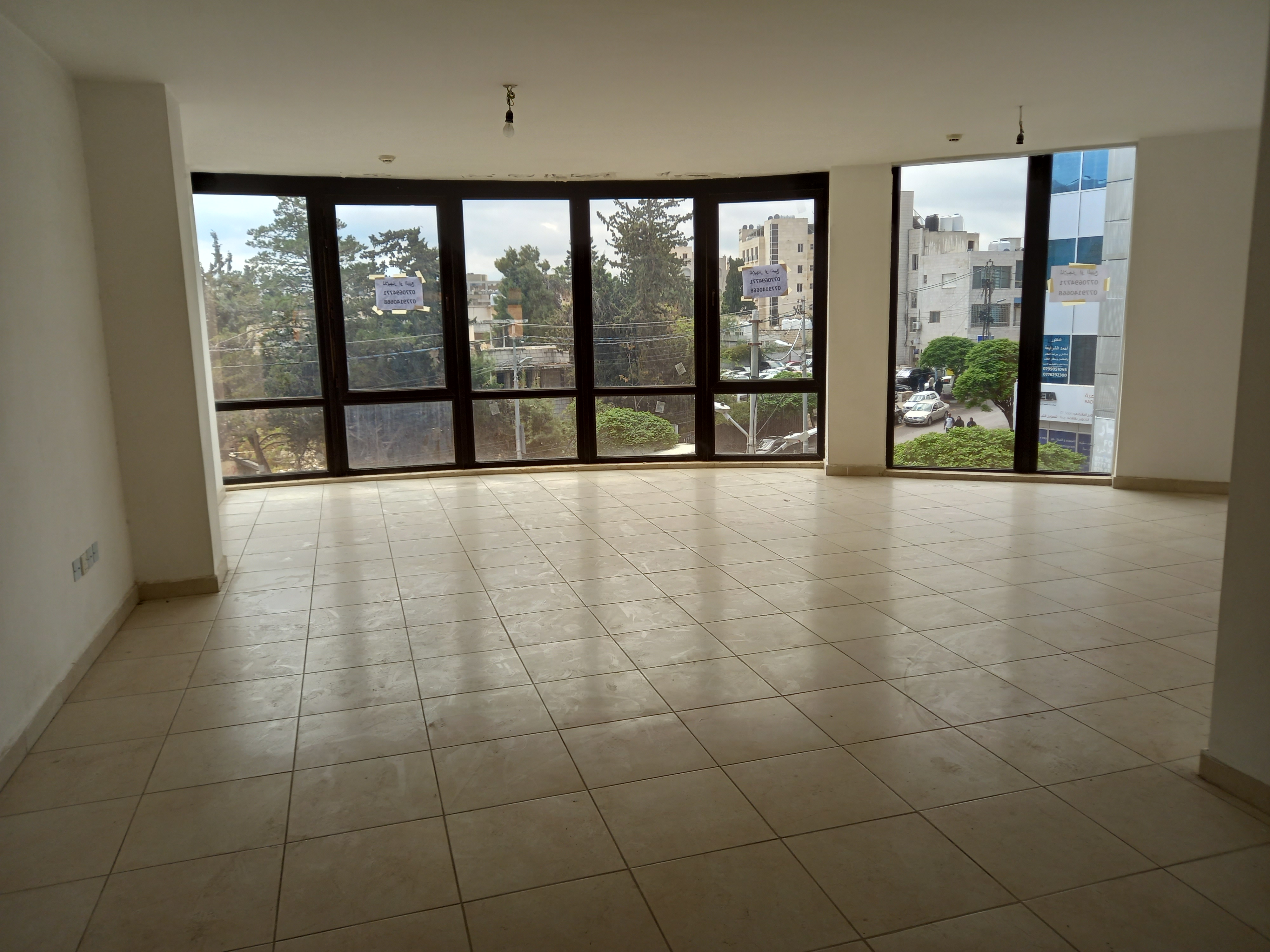 Modern Office for Sale or Rent for Medical clinic - Property Image 2