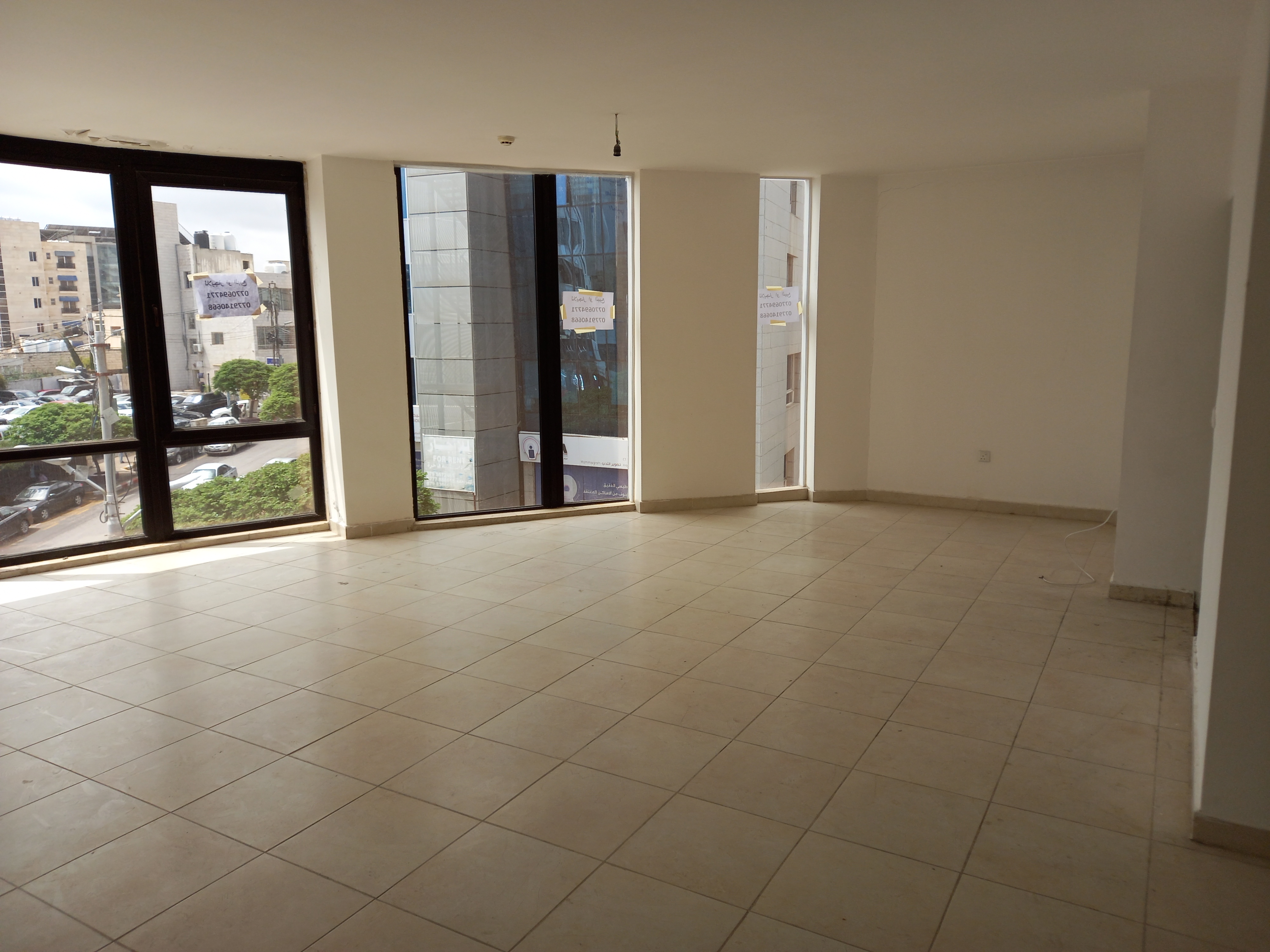 Modern Office for Sale or Rent for Medical clinic - Property Image 4