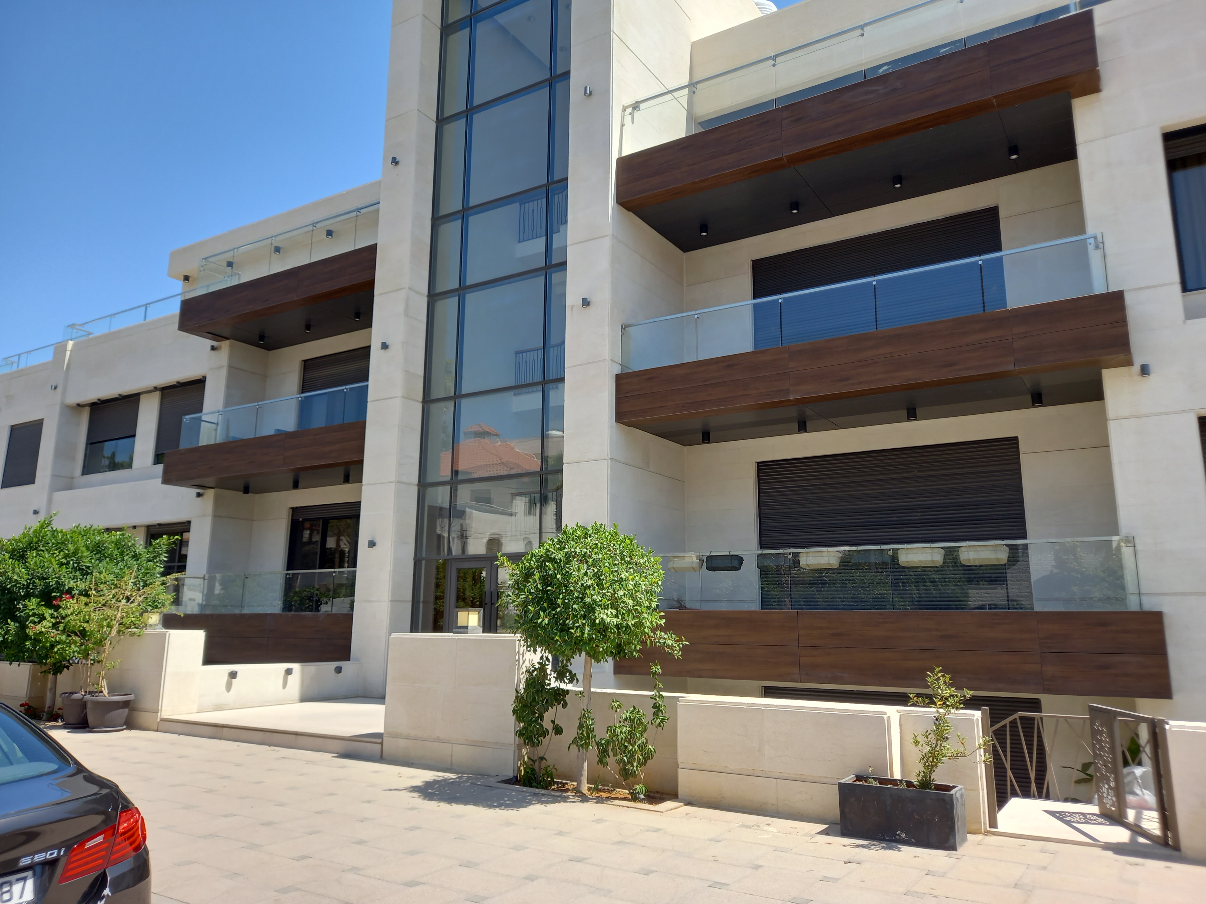 Luxury Super Deluxe Apartment for Sale in Abdoun - Buy  in Amman