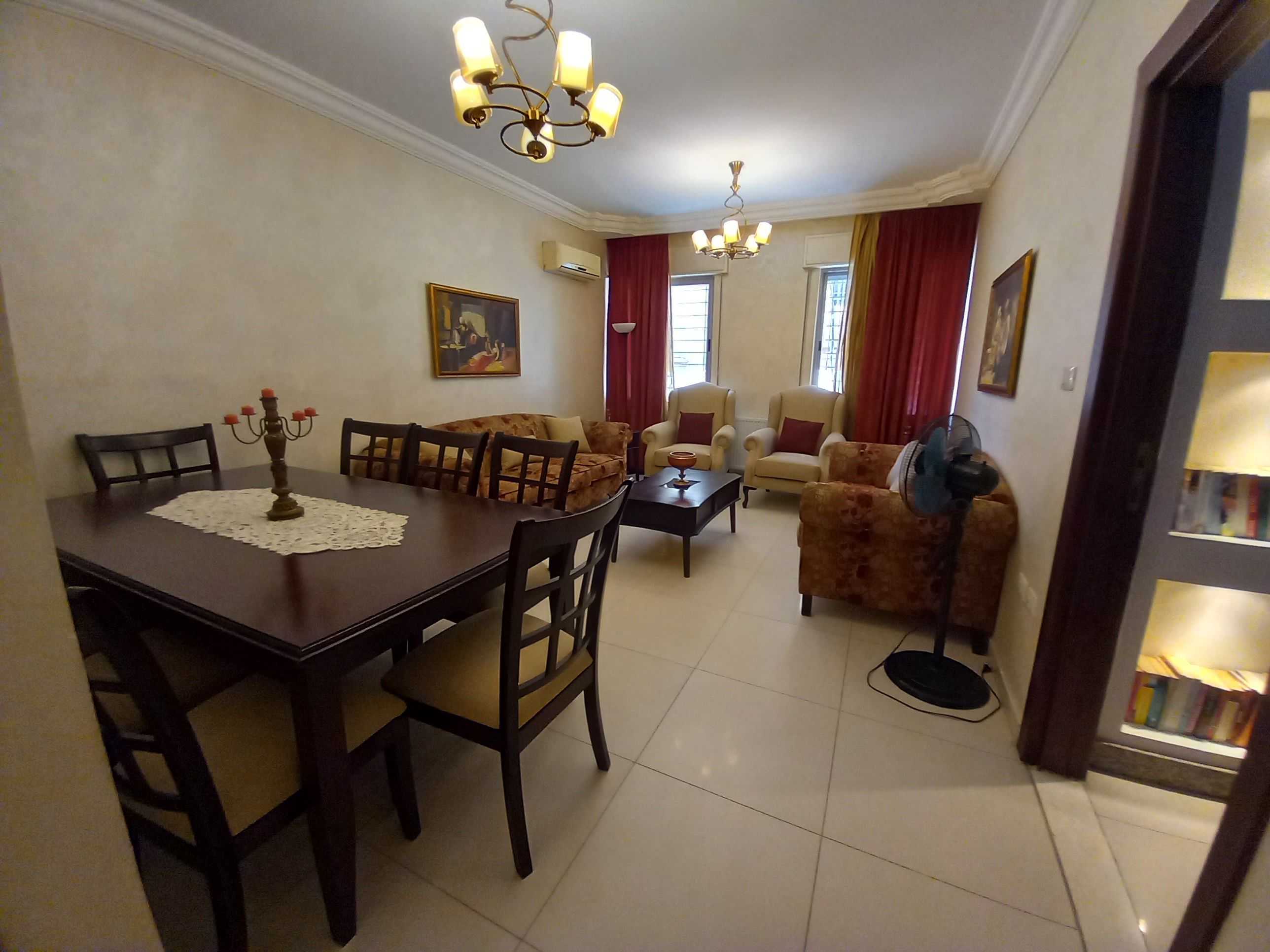 Modern Fully Furnished Apartment in Shmeisani - Property Image 3
