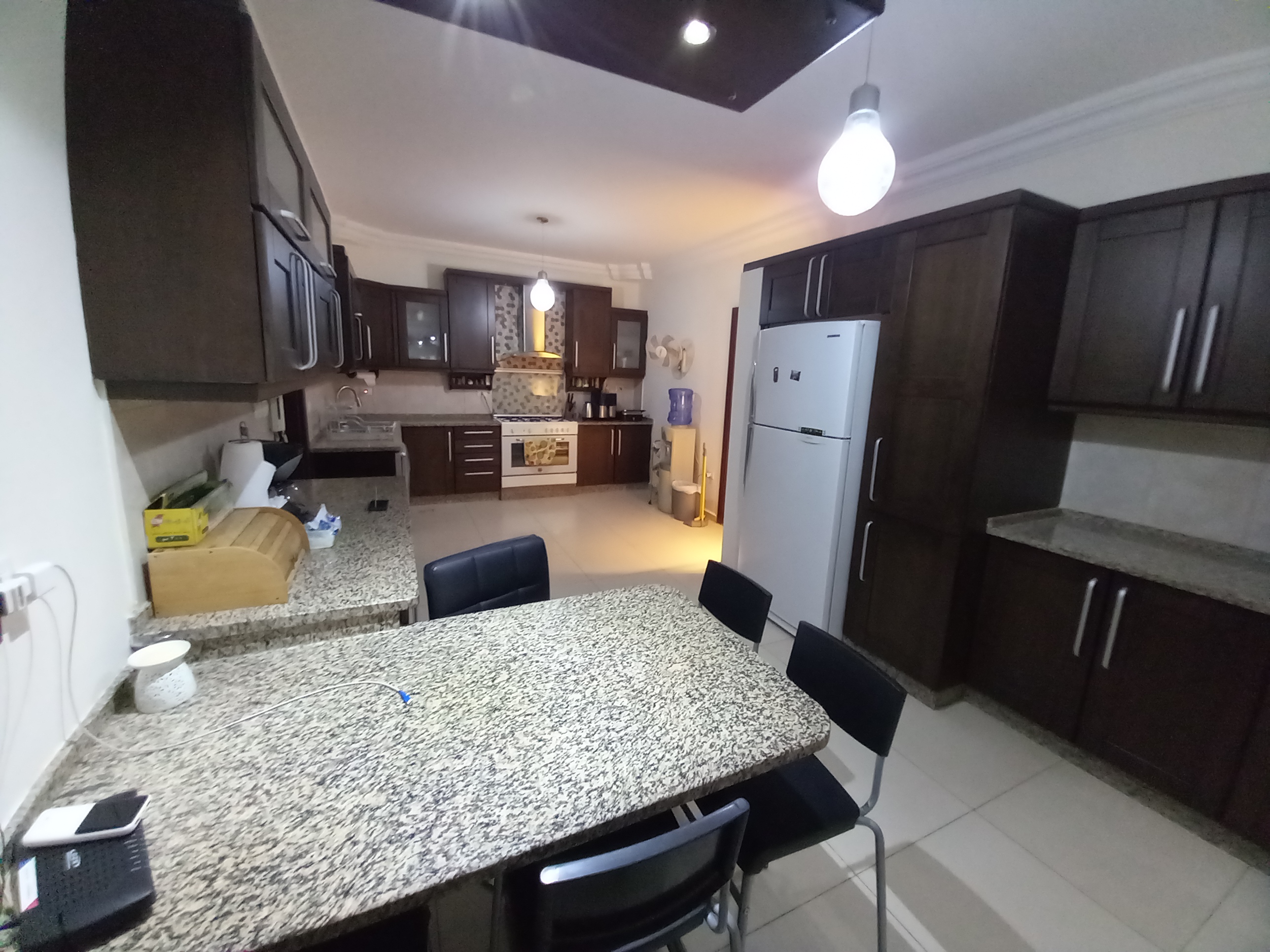 Modern Fully Furnished Apartment in Shmeisani - Property Image 5