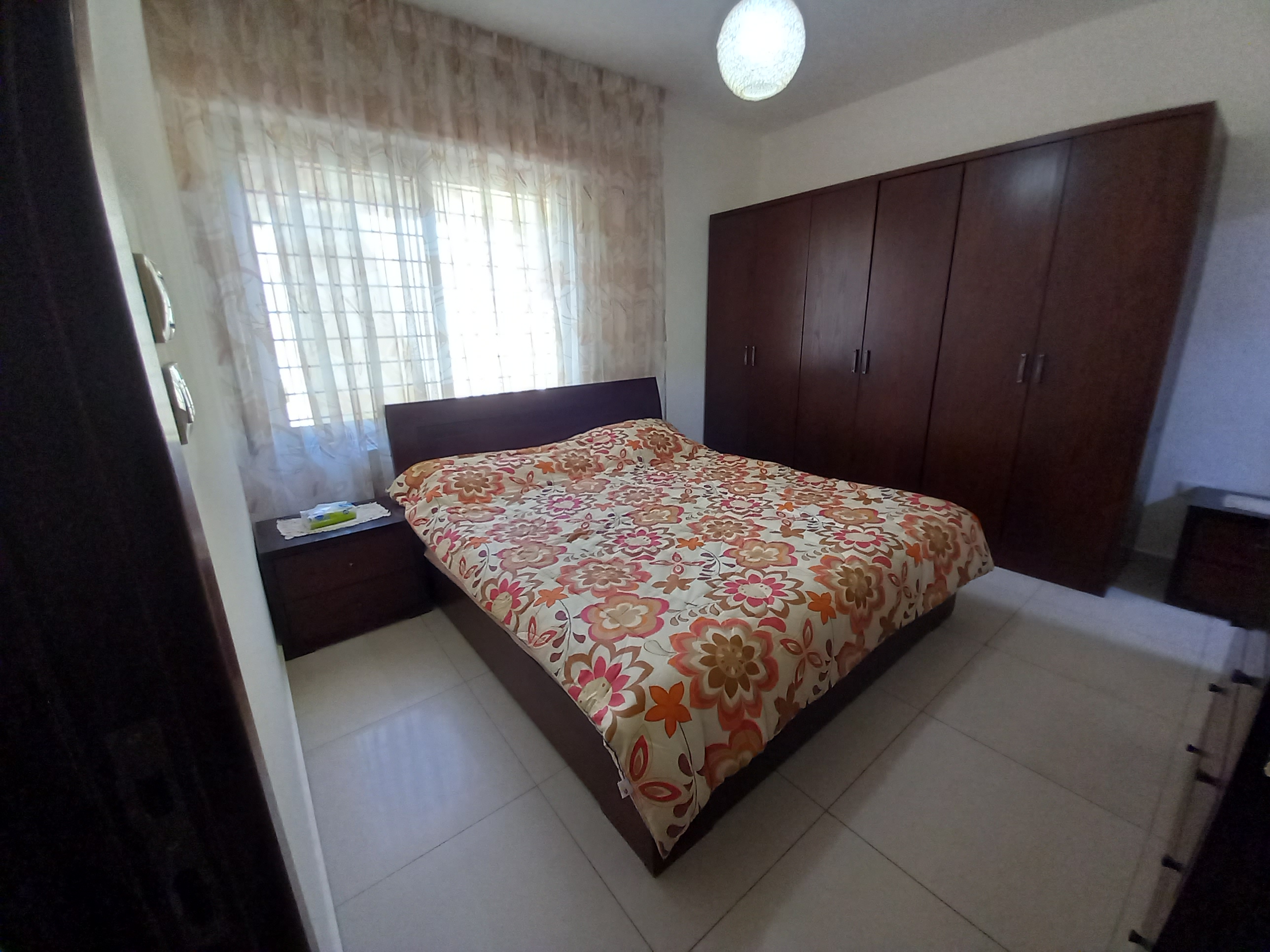 Modern Fully Furnished Apartment in Shmeisani - Property Image 7