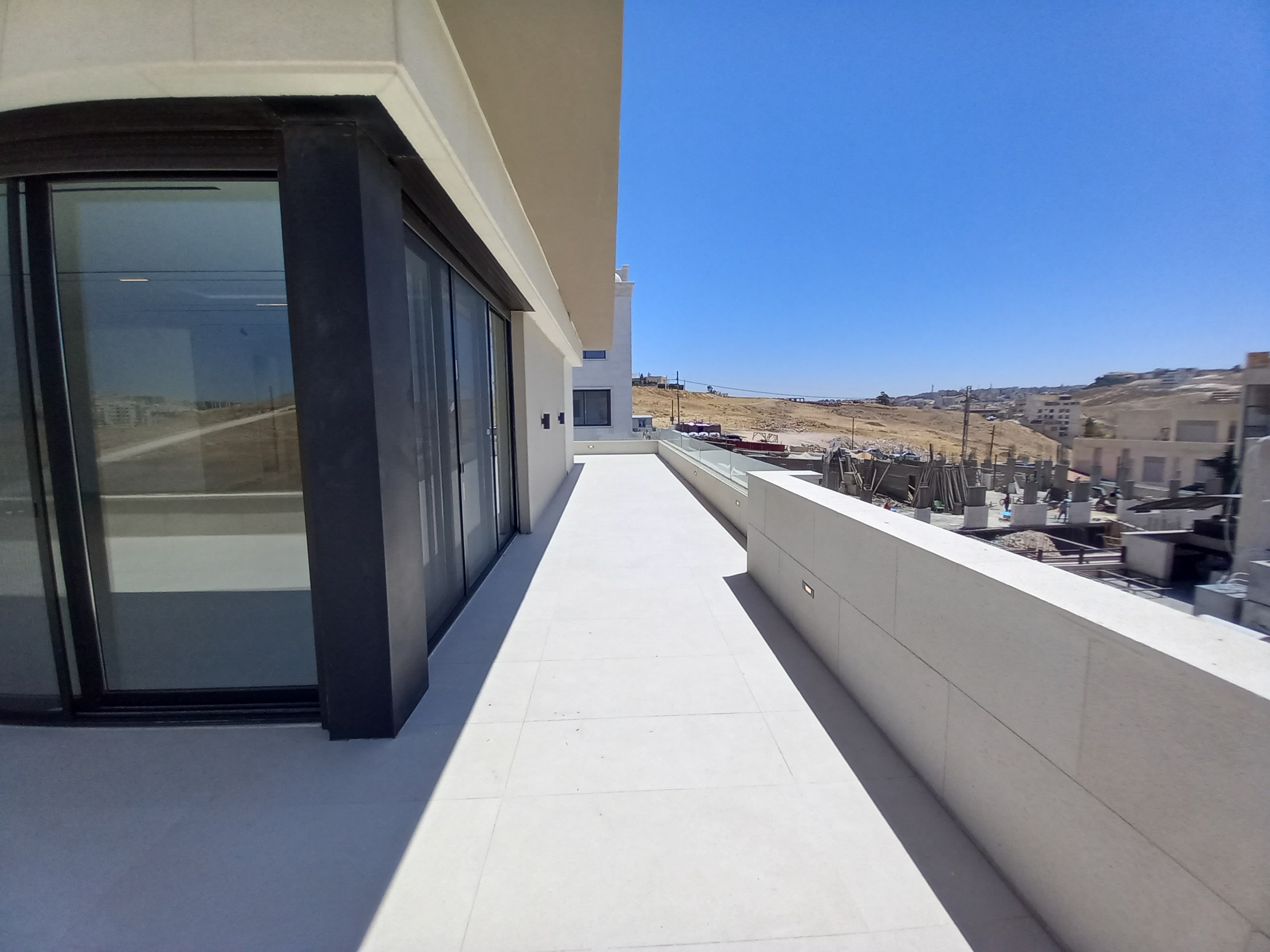 Very Luxurious Penthouse Available For Rent in Abdoun - Property Image 7