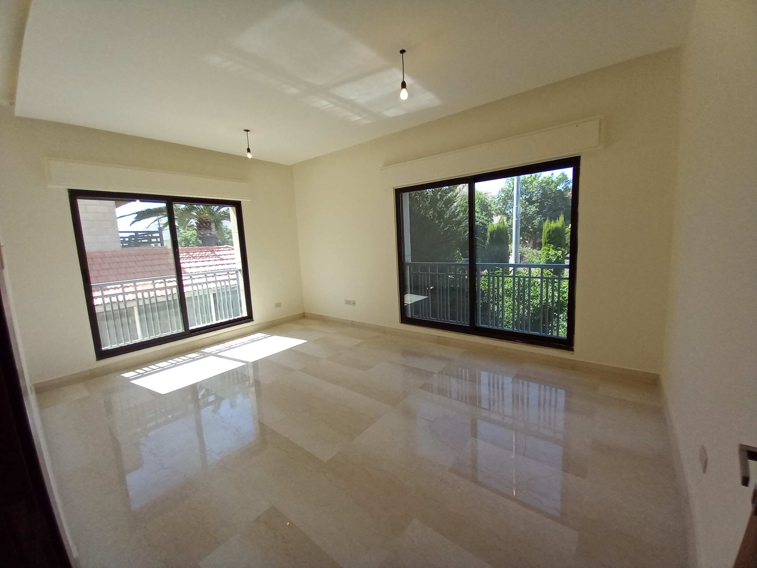 Super Deluxe Ground Floor Apartment with Garden for Rent in Abdoun - Property Image 5