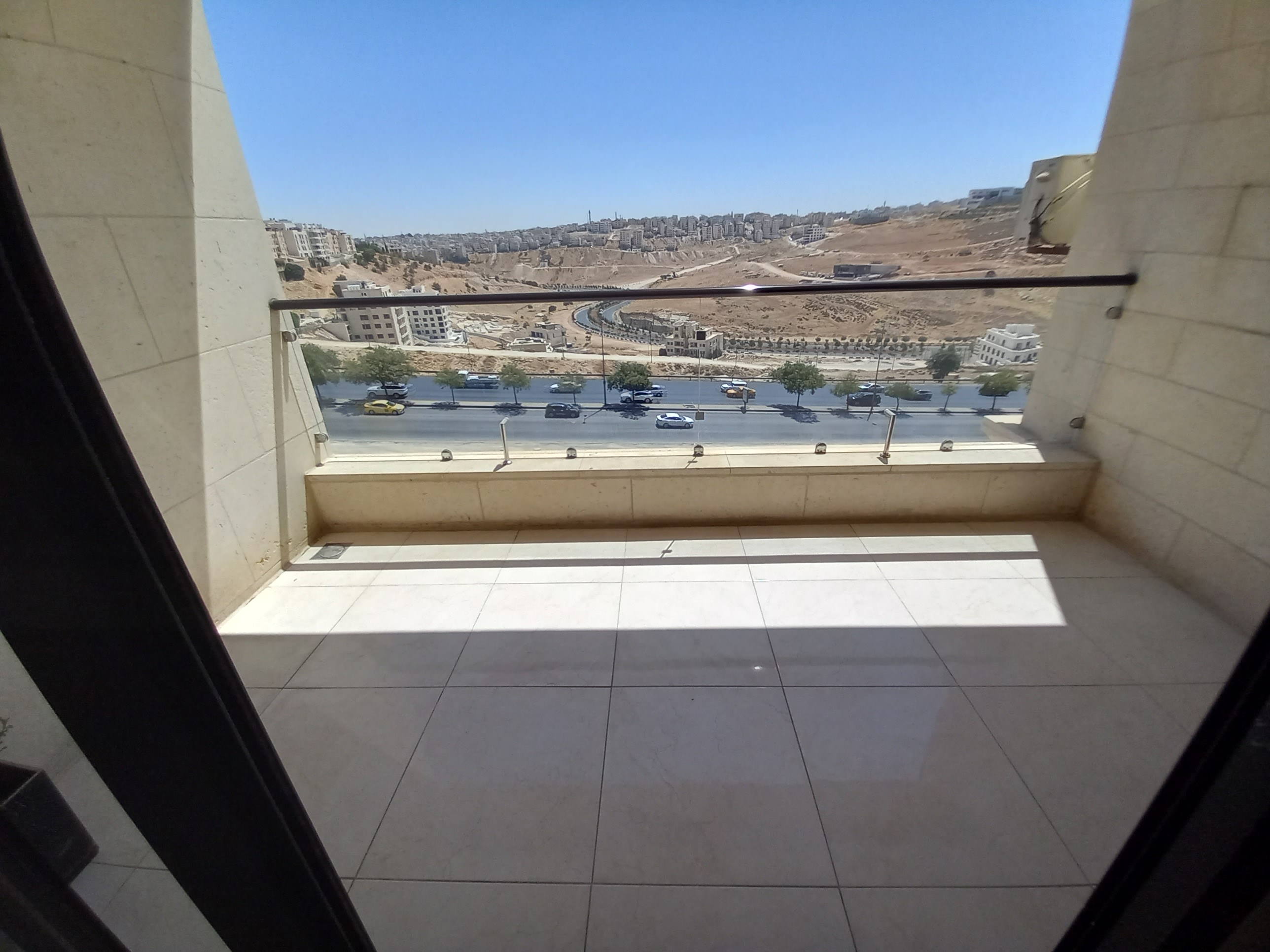 Super Deluxe Apartment for Rent in a Prime Abdoun Location - Property Image 9