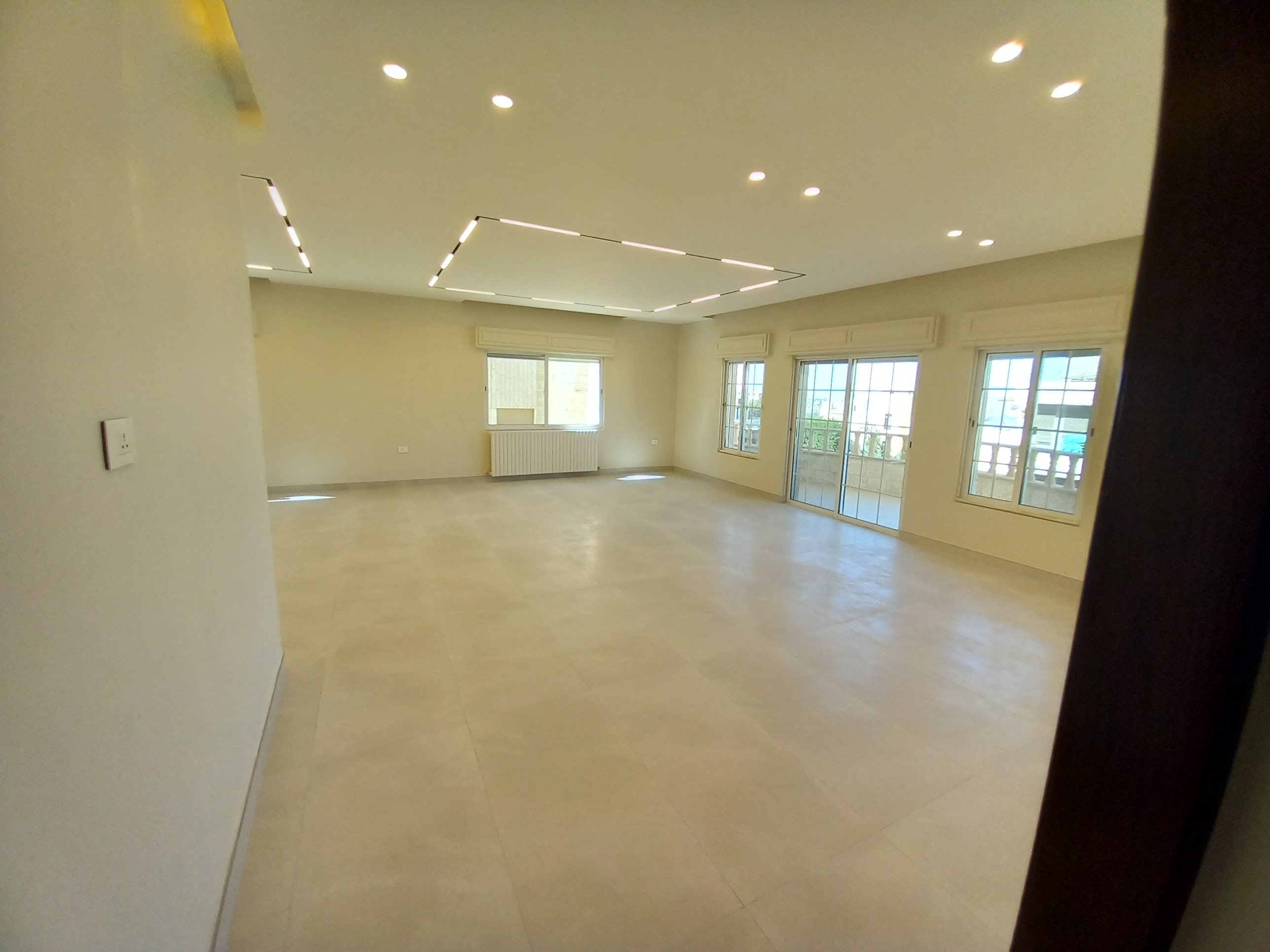Luxury Apartment for Rent in Swaifiyeh - Property Image 2
