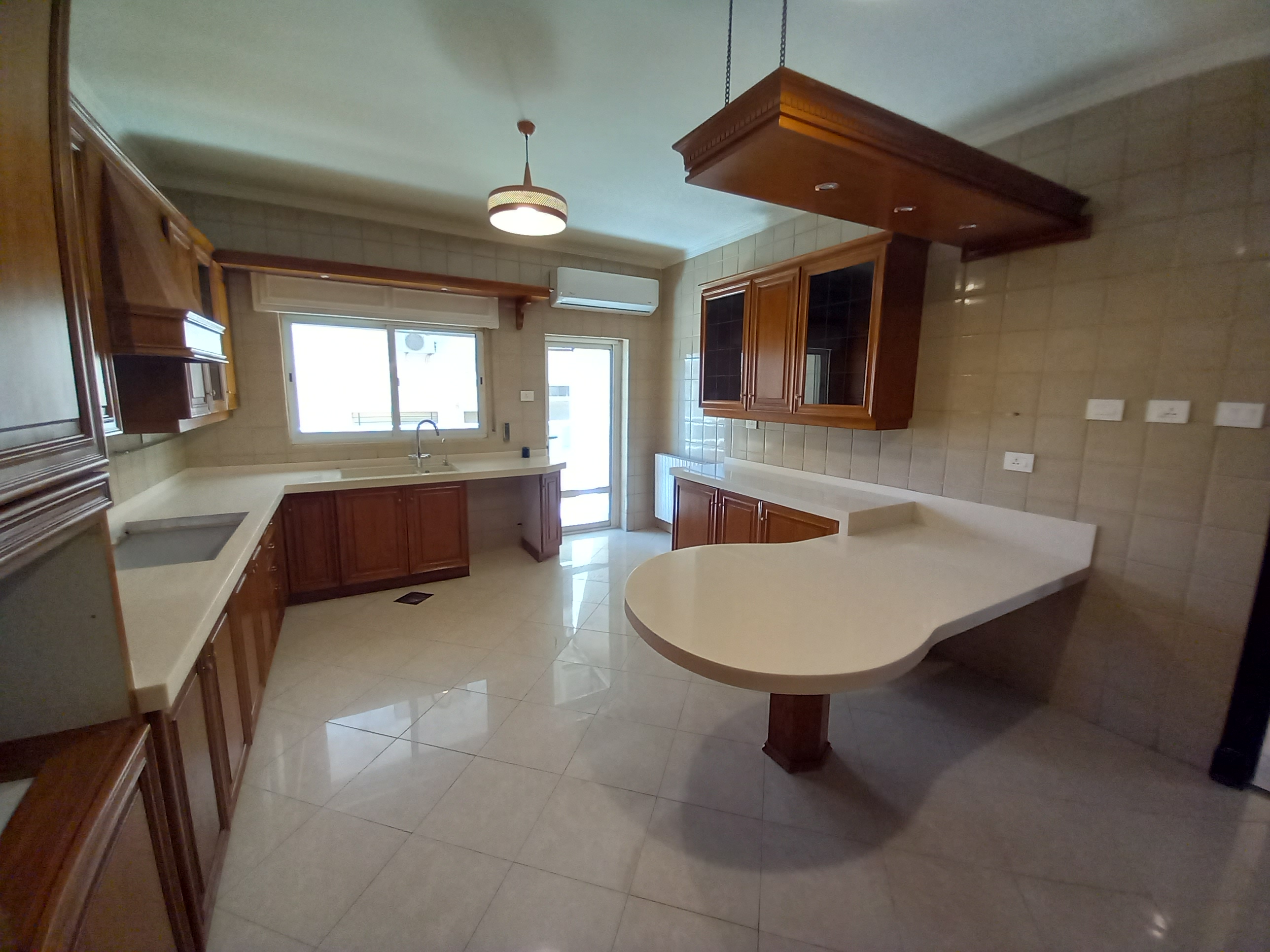 Luxury Apartment for Rent in Swaifiyeh - Property Image 5