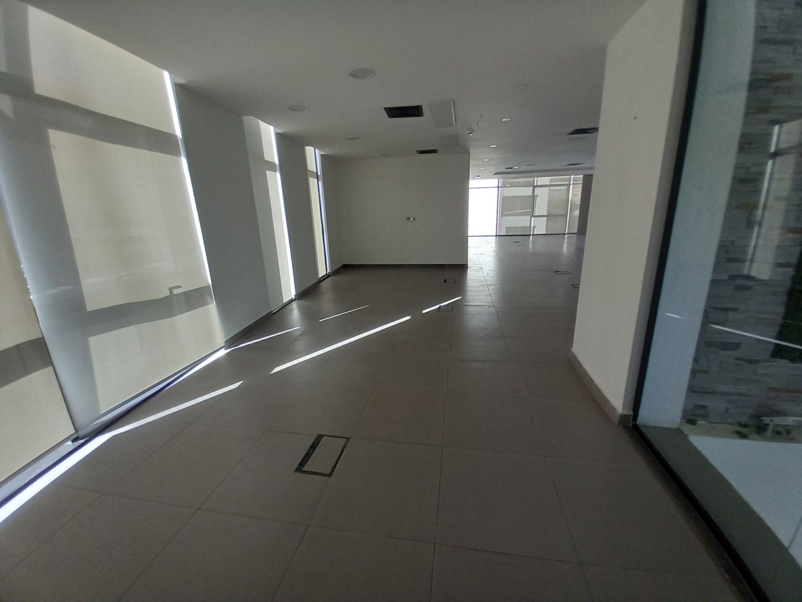 Top Commercial Offices for Rent in Shmeisani - Property Image 7