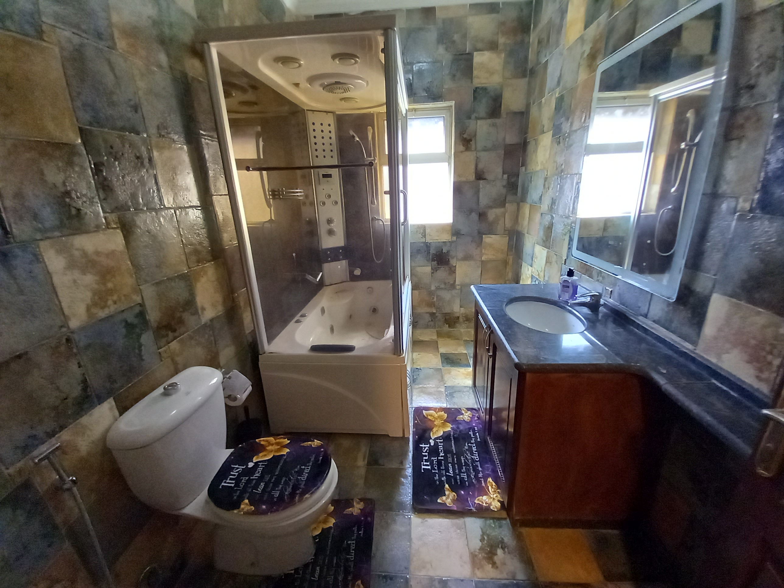 Prime Location Furnished Apartment for Rent in Shmeisani - Property Image 9