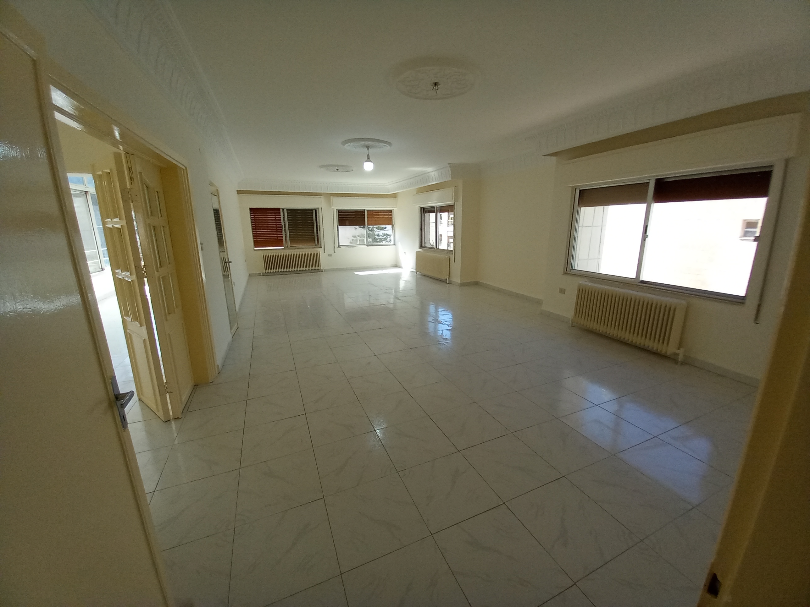 Luxury apartment for rent - Property Image 2