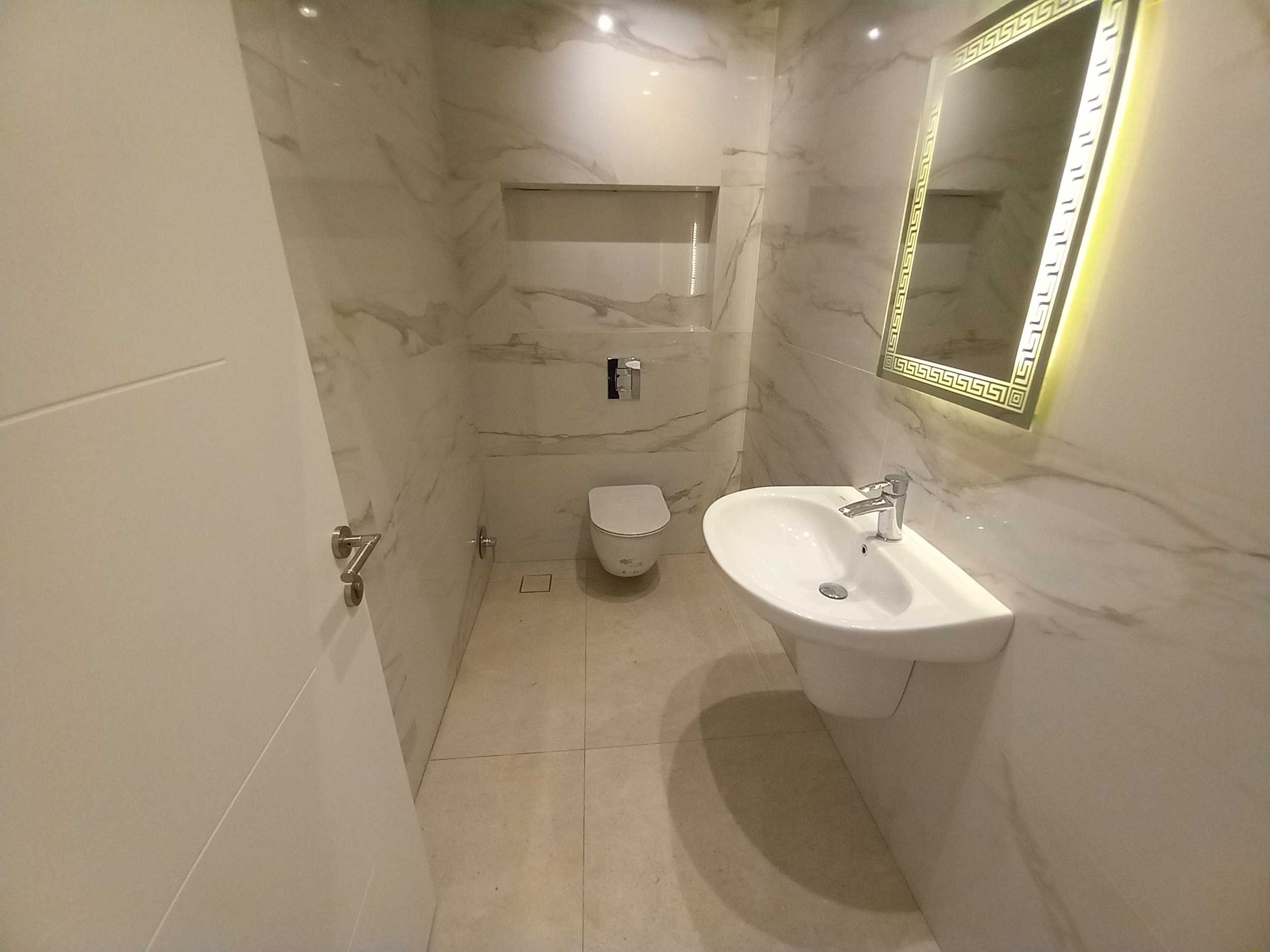 Luxury apartment for rent - Property Image 5