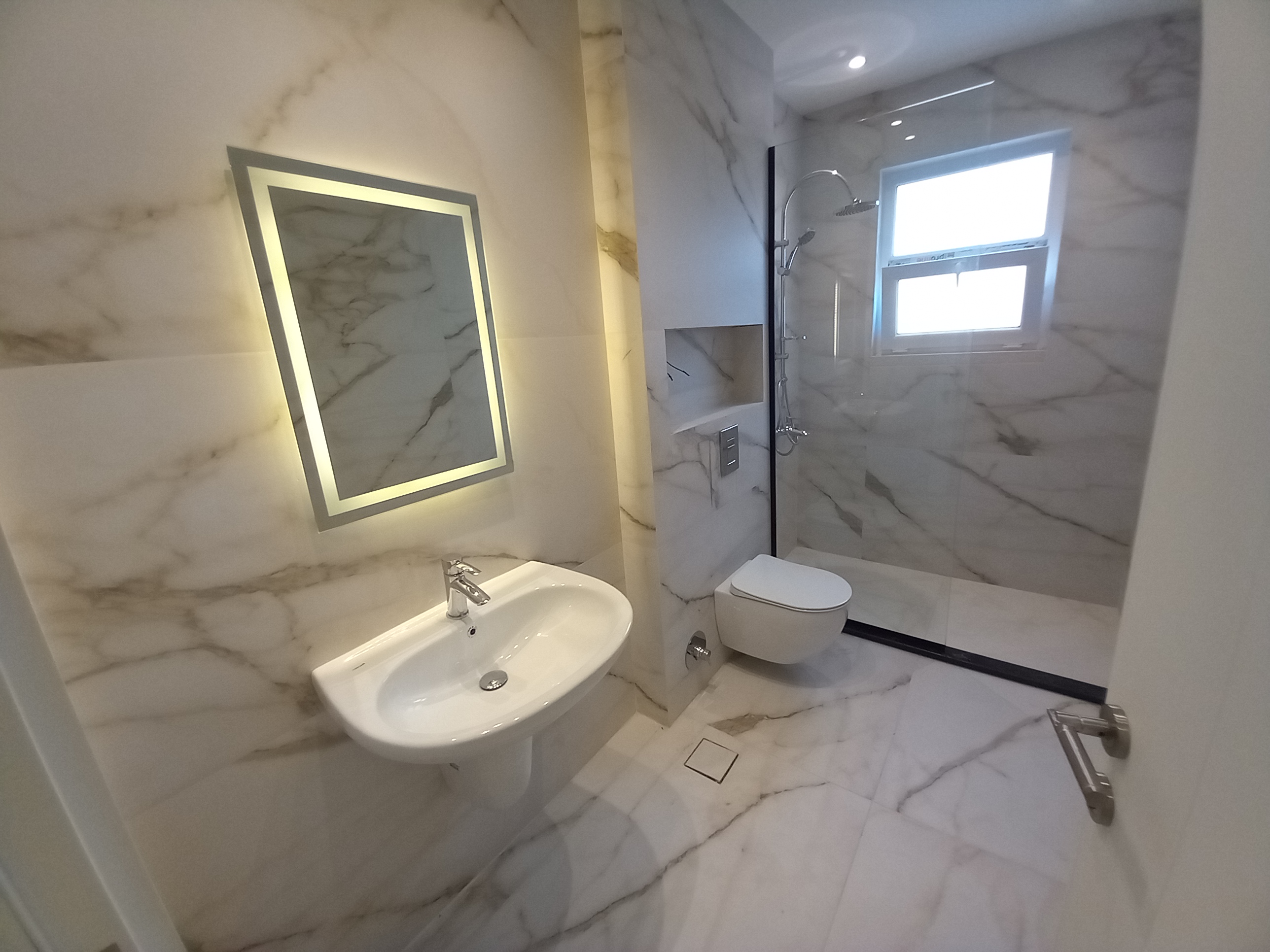 Luxury apartment for rent - Property Image 10