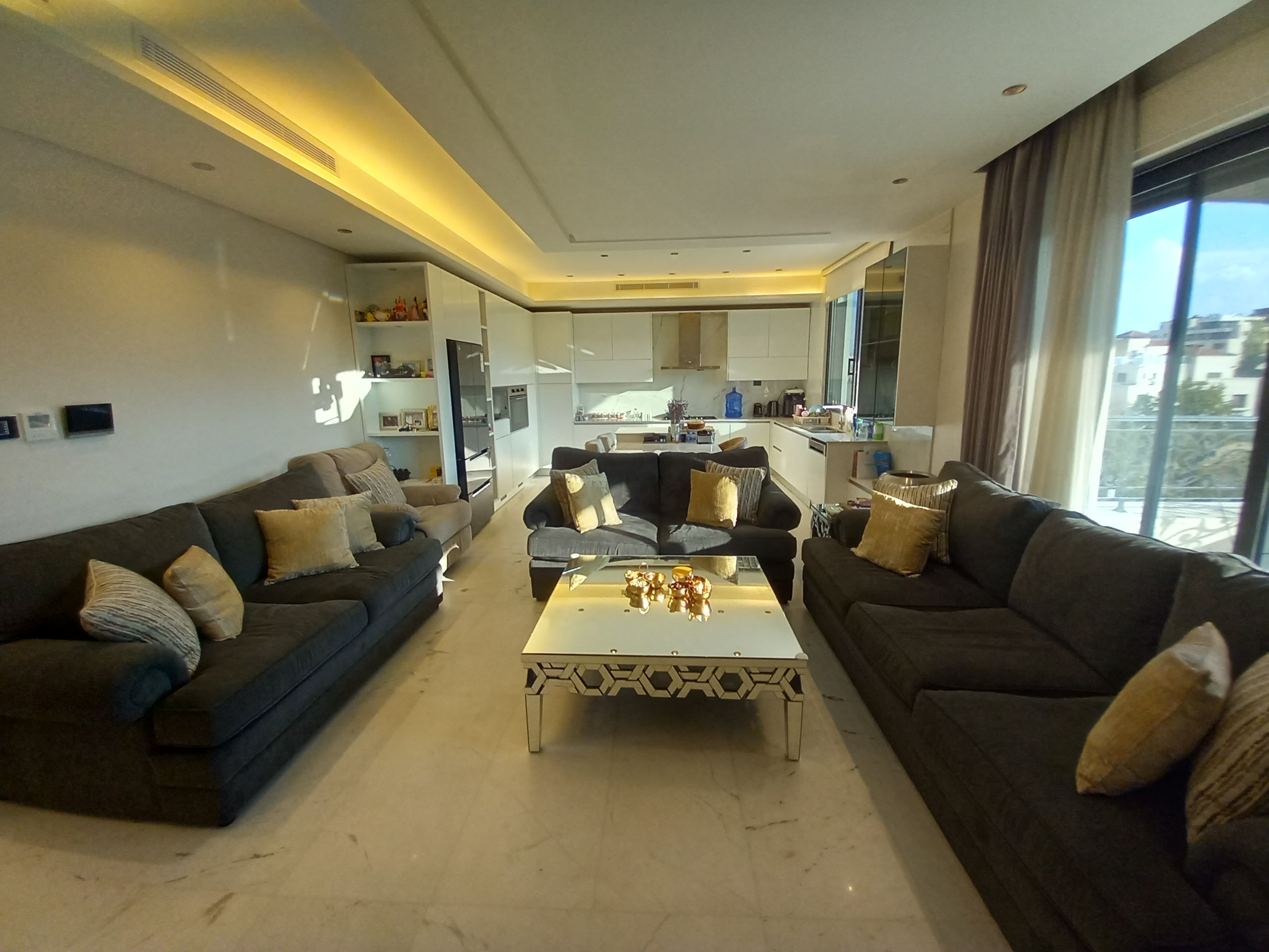 Super Deluxe Duplex Apartment for Sale in Abdoun - Property Image 8