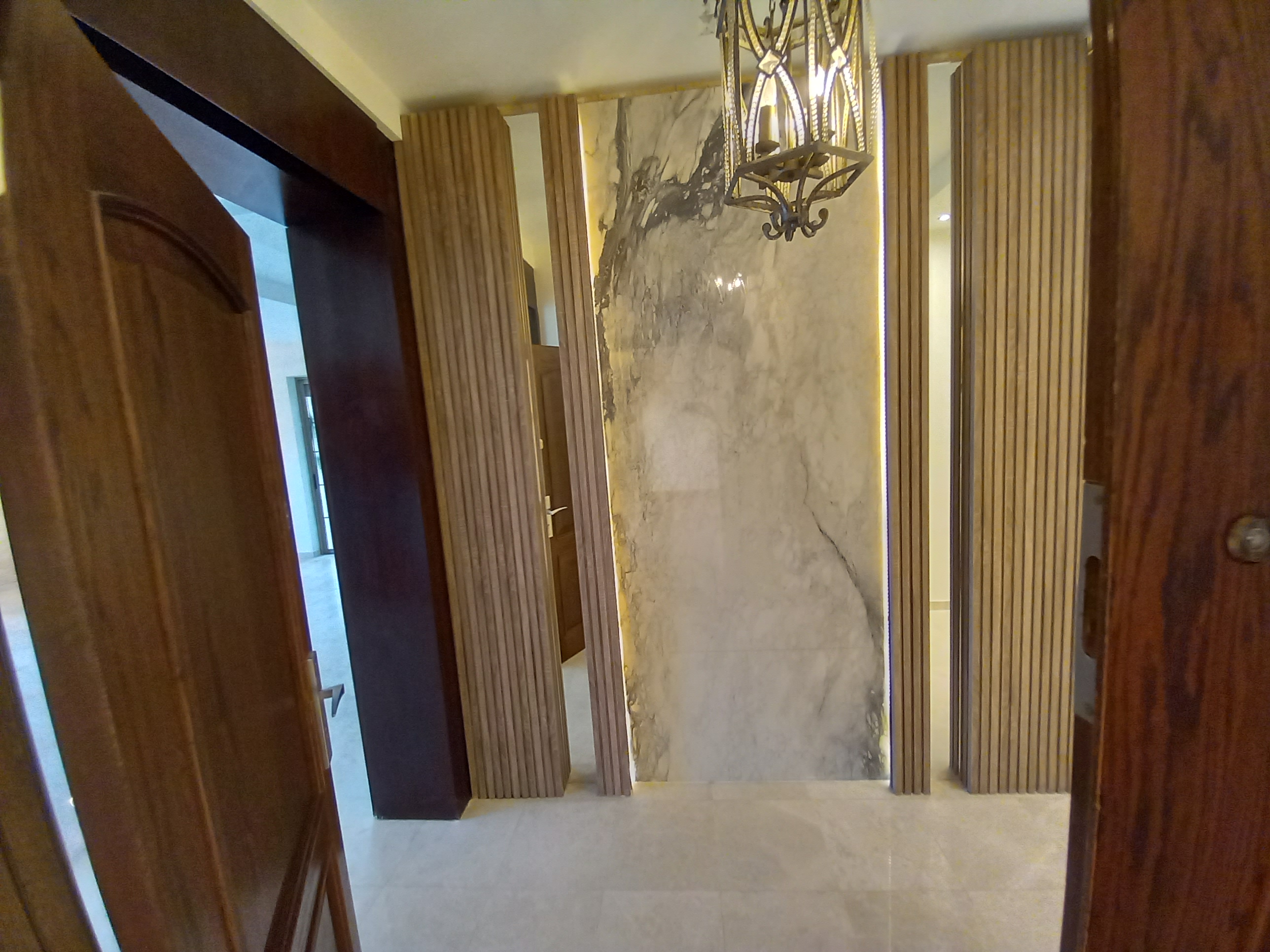Duplex apartment for sale in a prime location in Jabal Amman. - Property Image 2