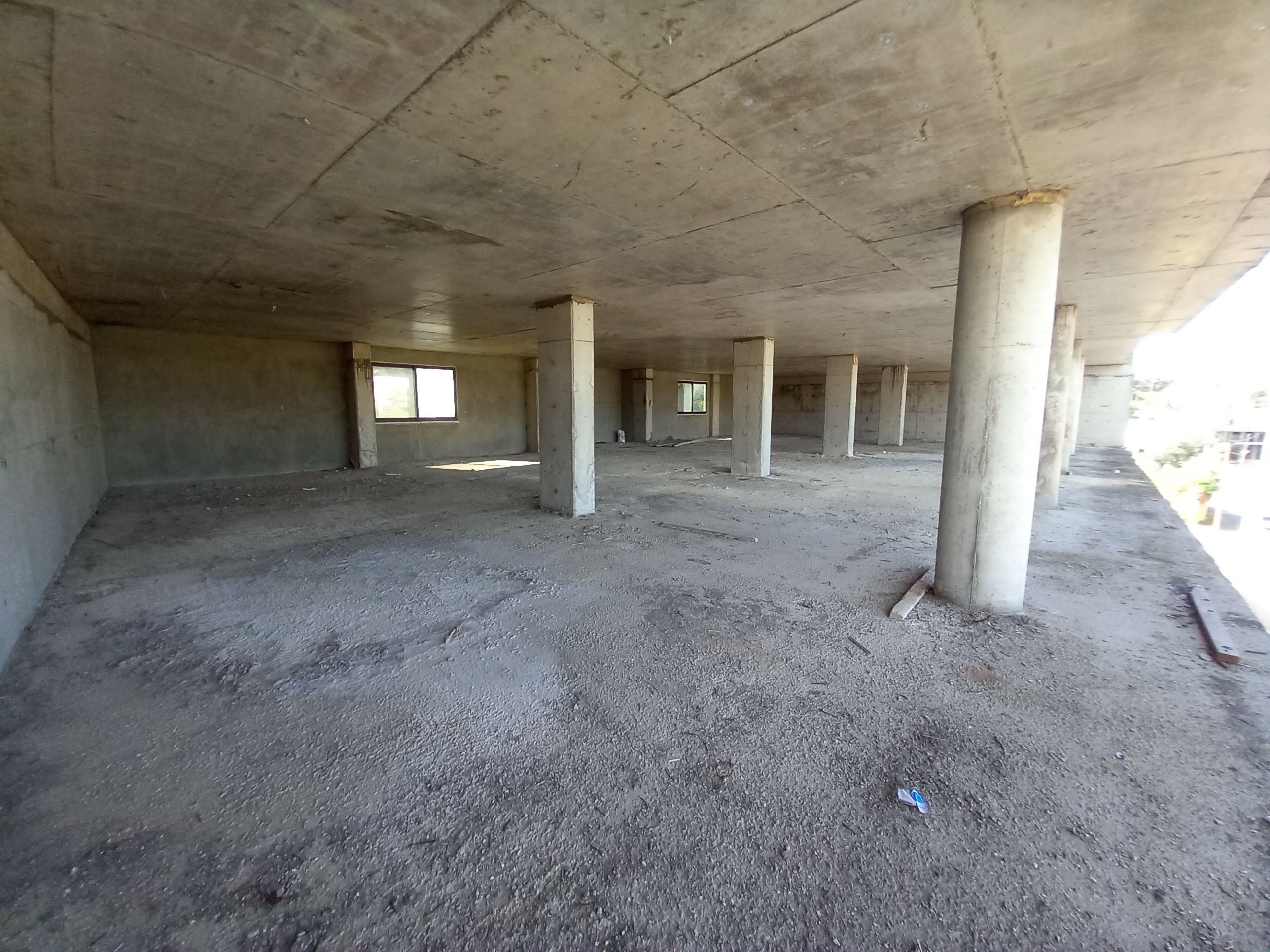 Commercial shops under construction in a prime location in Al-fuhays, suitable for banks, restaurants, and cafés – a great investment opportunity. - Property Image 5